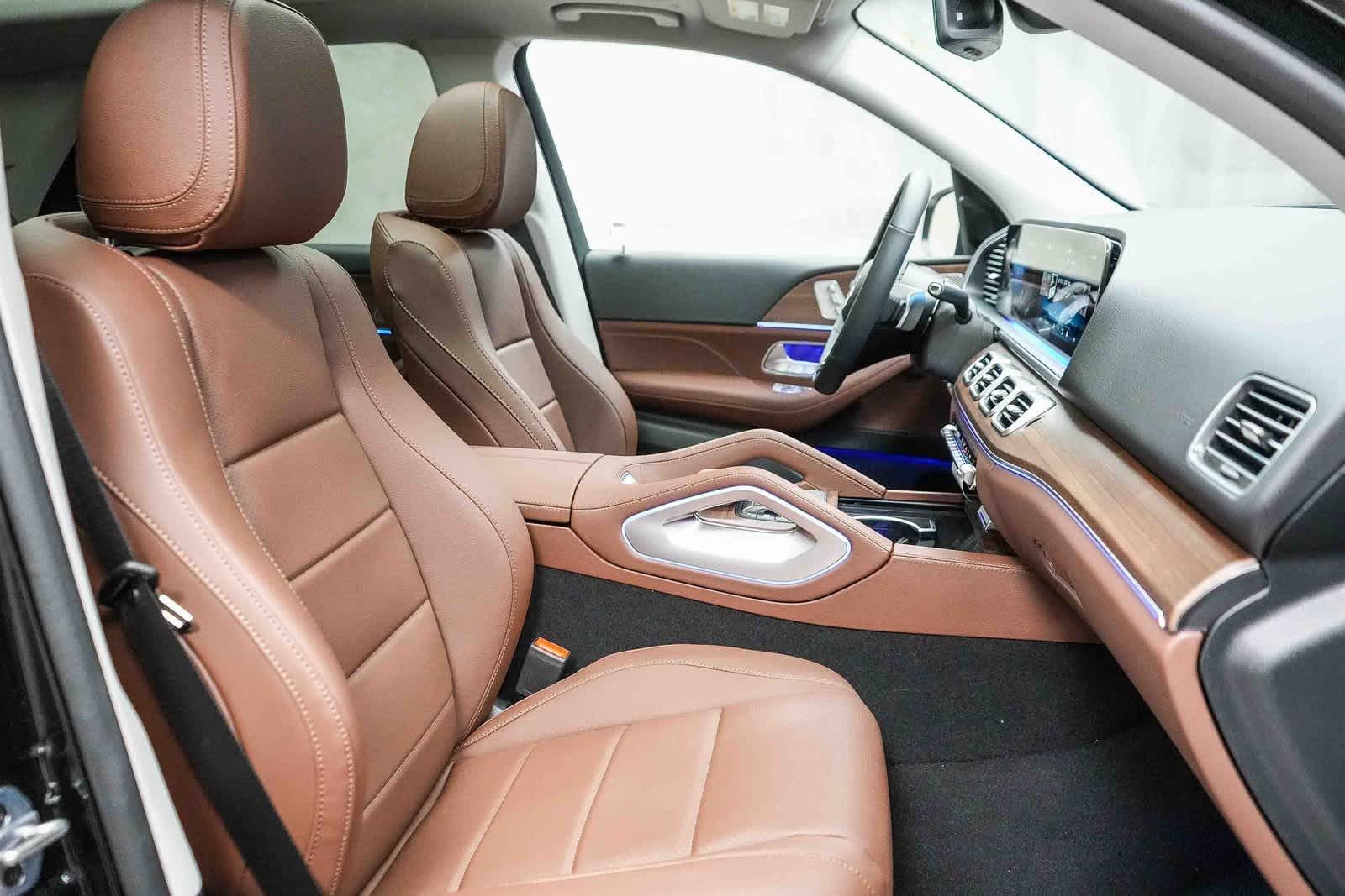 Thumbnail: 2026 Mercedes-Benz GLE - 16