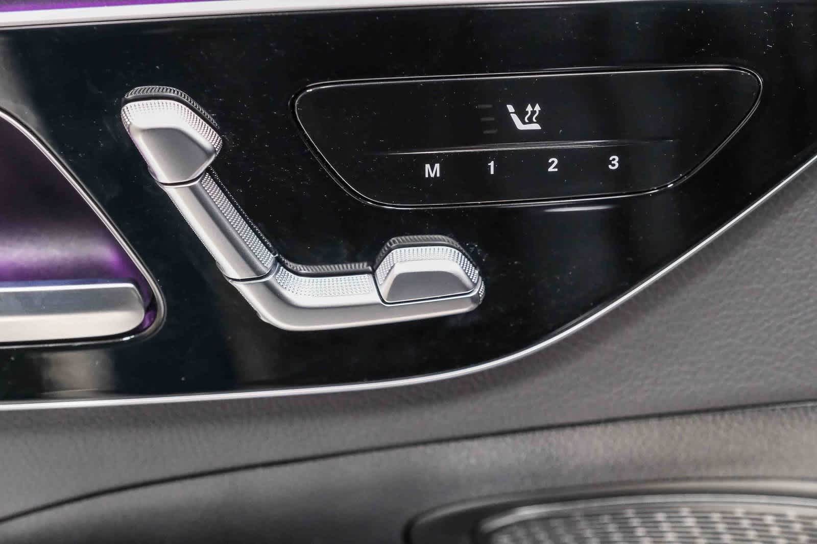 Thumbnail: 2025 Mercedes-Benz C-Class - 22