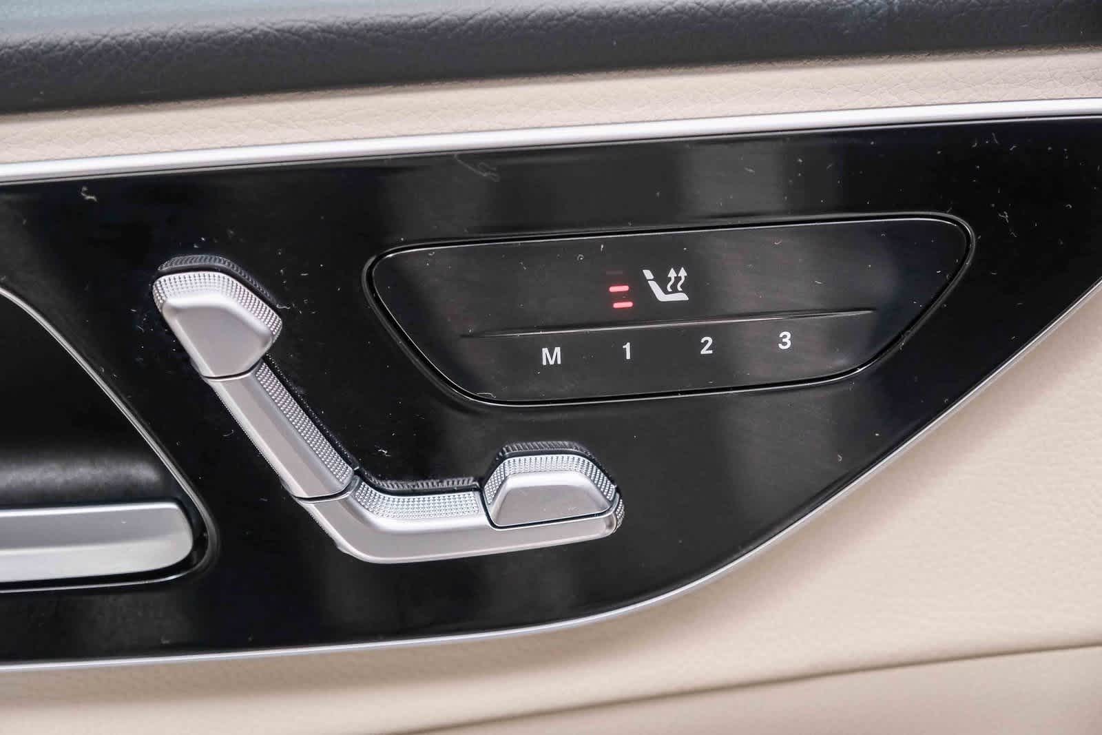 Thumbnail: 2022 Mercedes-Benz C-Class - 21