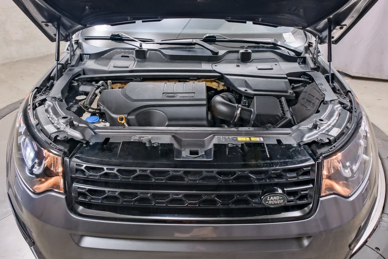 Thumbnail: 2019 Land Rover Discovery Sport - 28