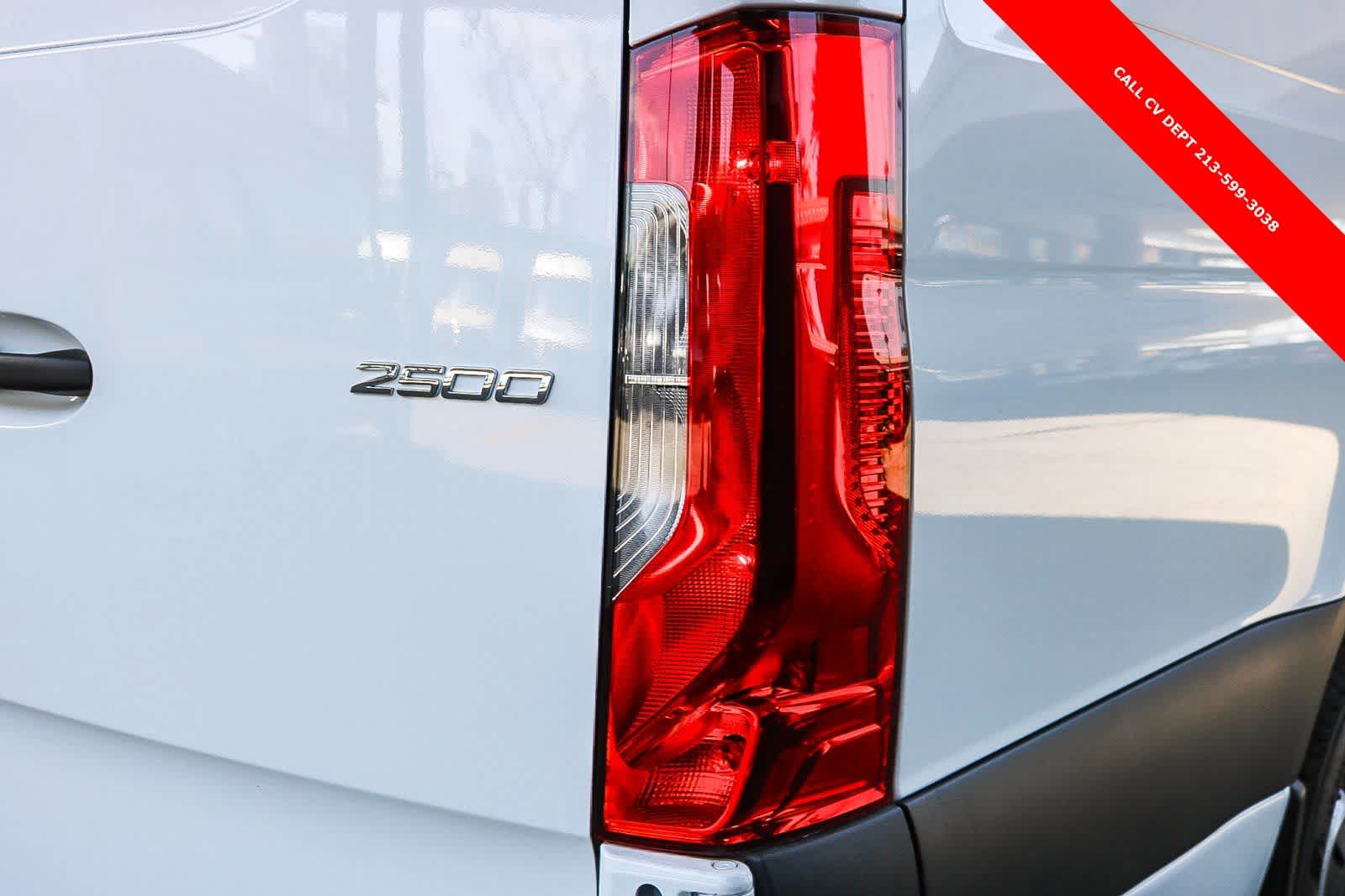 Thumbnail: 2024 Mercedes-Benz Sprinter - 7