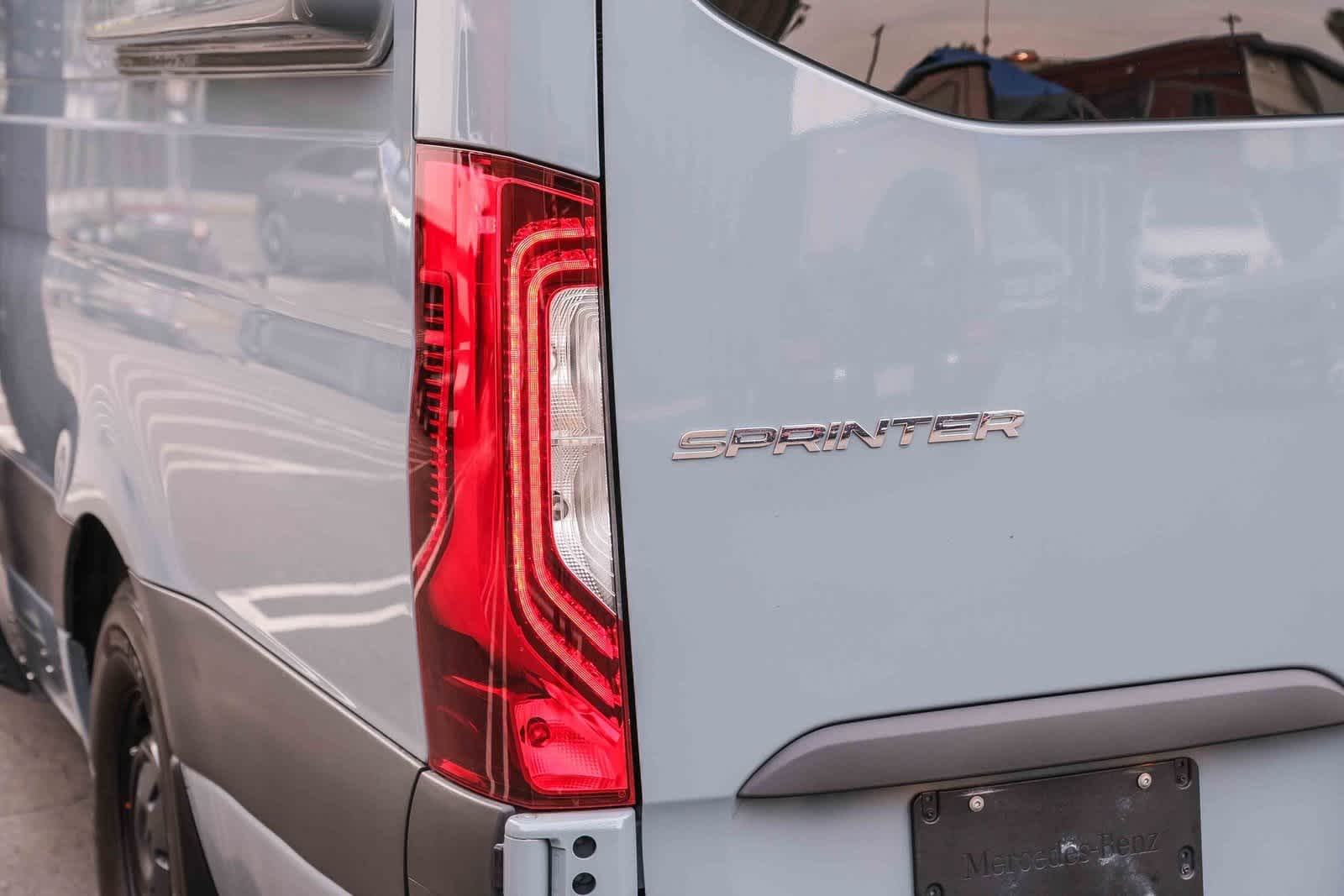 Thumbnail: 2023 Mercedes-Benz Sprinter - 7