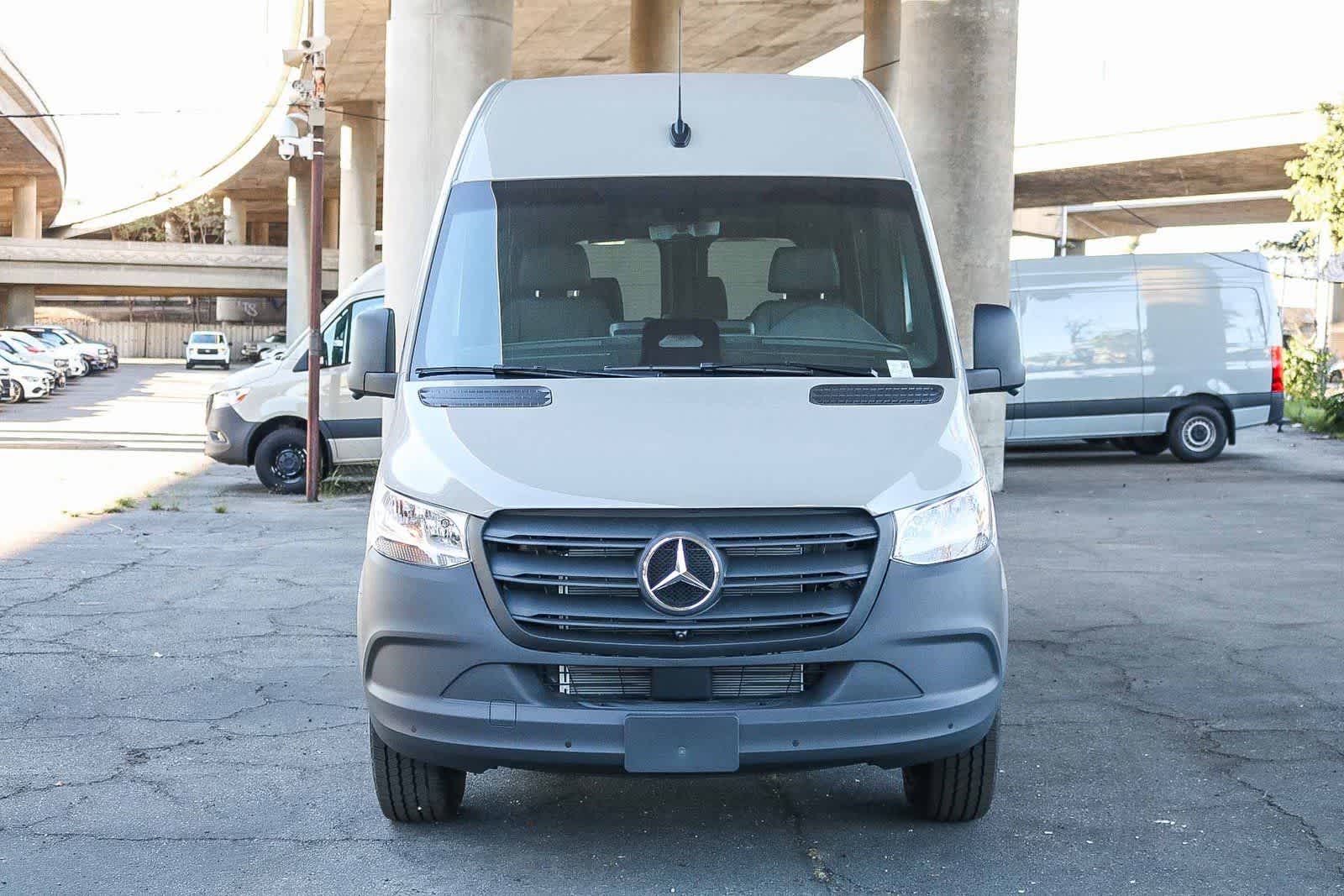 Thumbnail: 2026 Mercedes-Benz Sprinter - 2