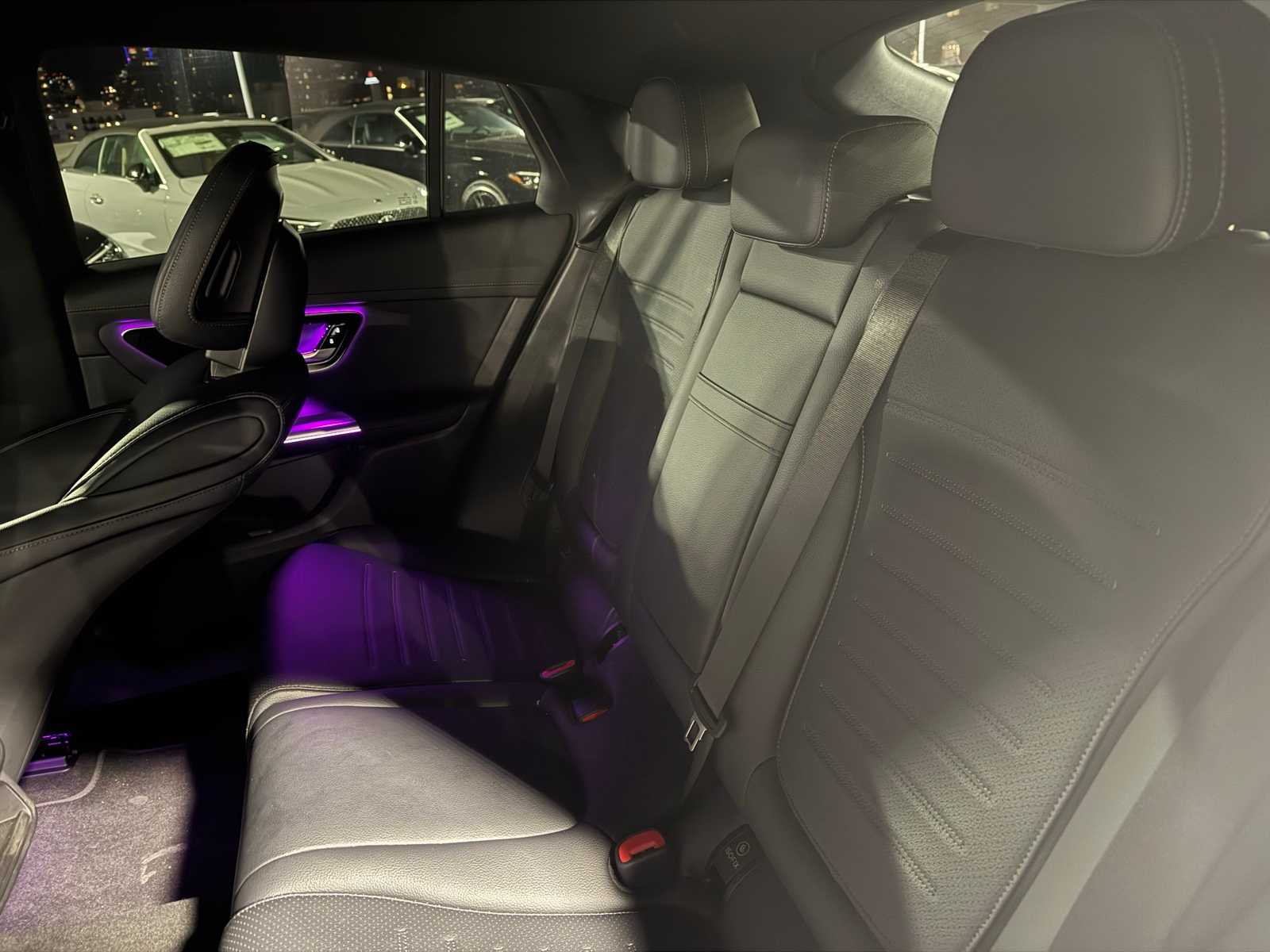 Thumbnail: 2025 Mercedes-Benz GLC - 6