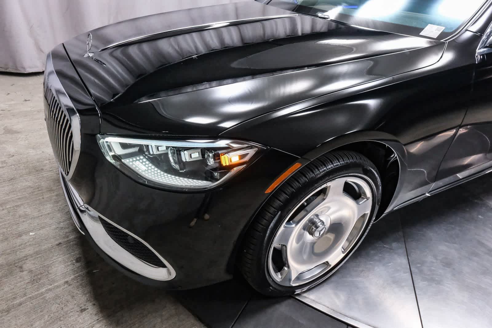 Thumbnail: 2024 Mercedes-Benz S-Class - 12