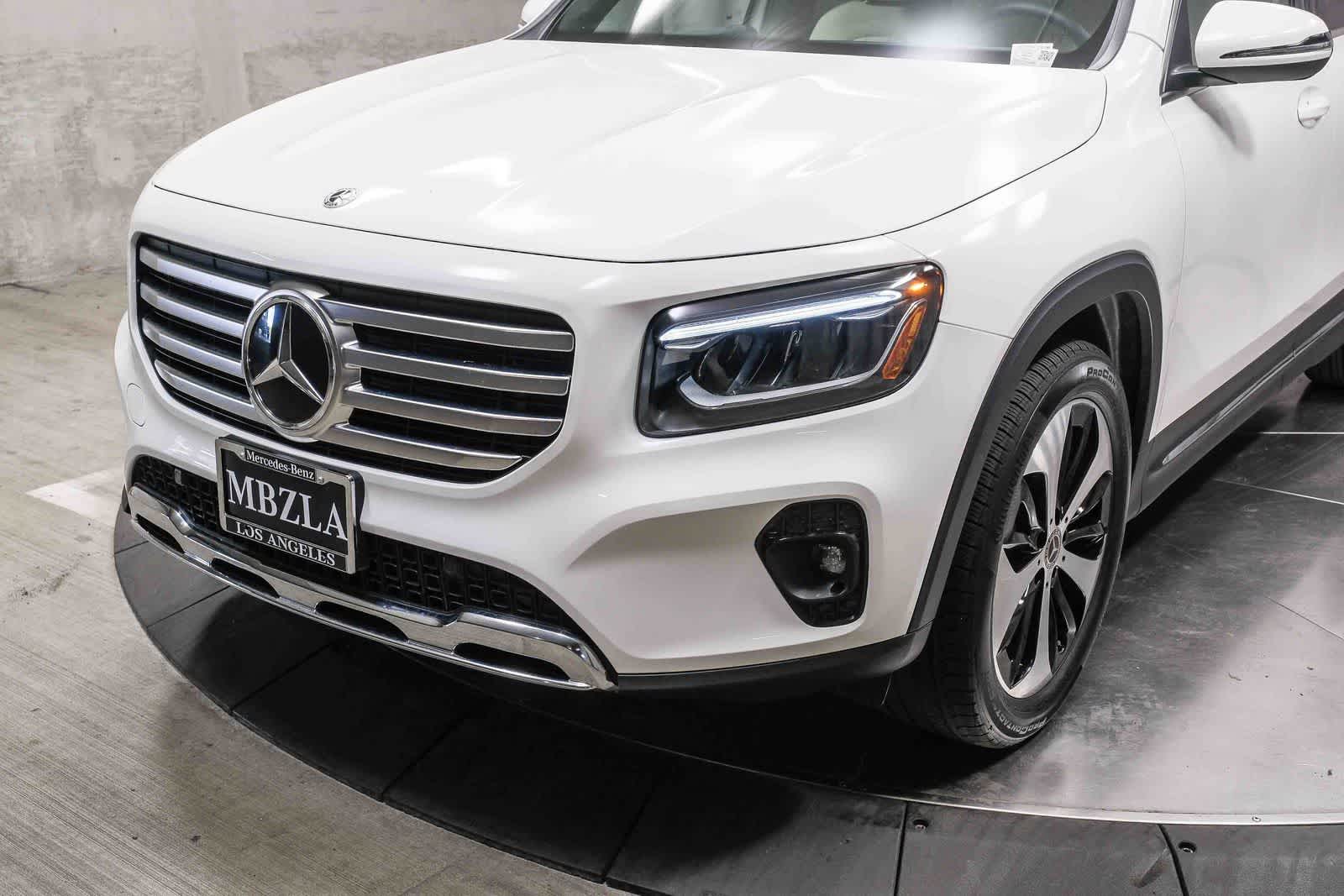 Thumbnail: 2026 Mercedes-Benz GLB - 9