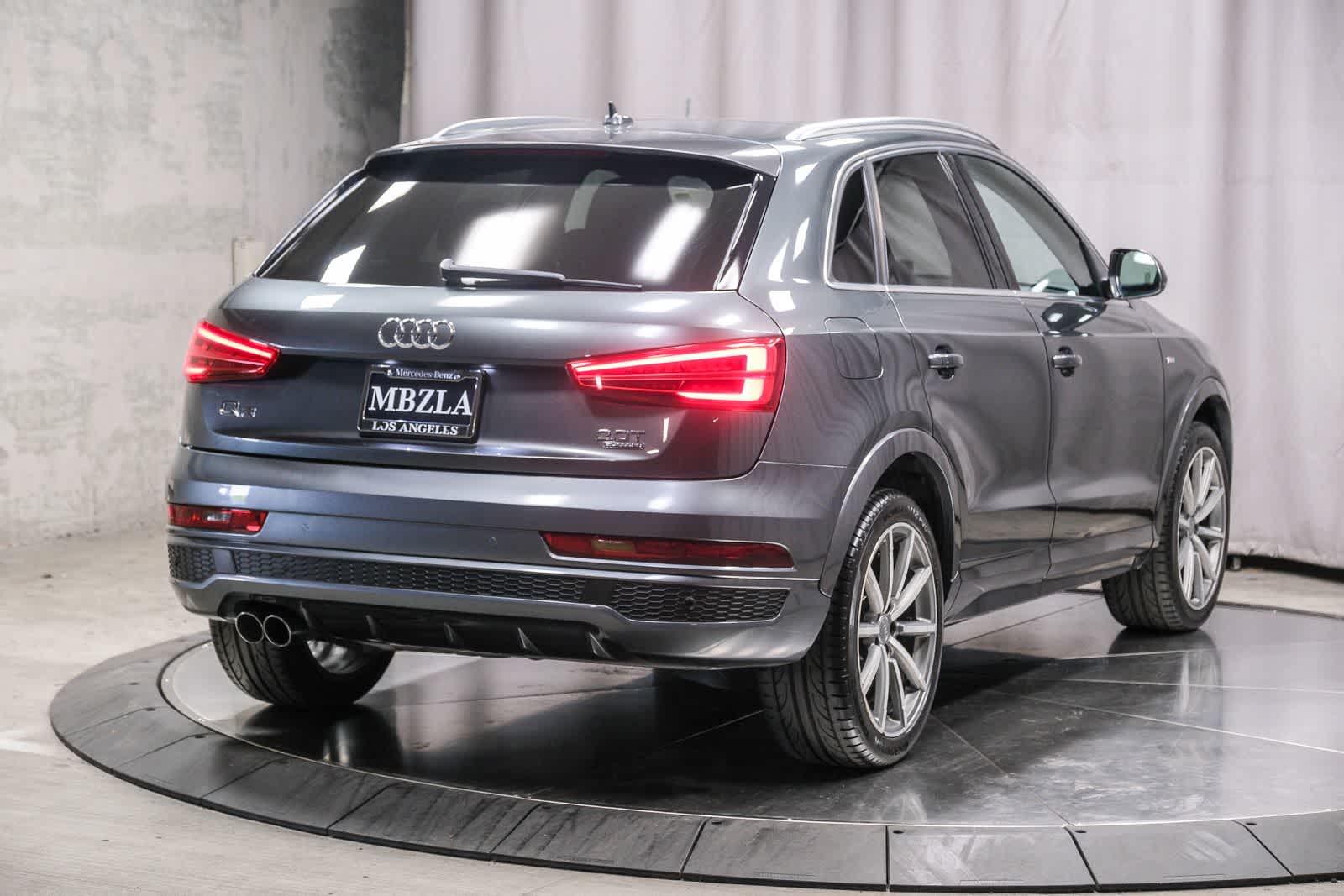 Thumbnail: 2018 Audi Q3 - 4