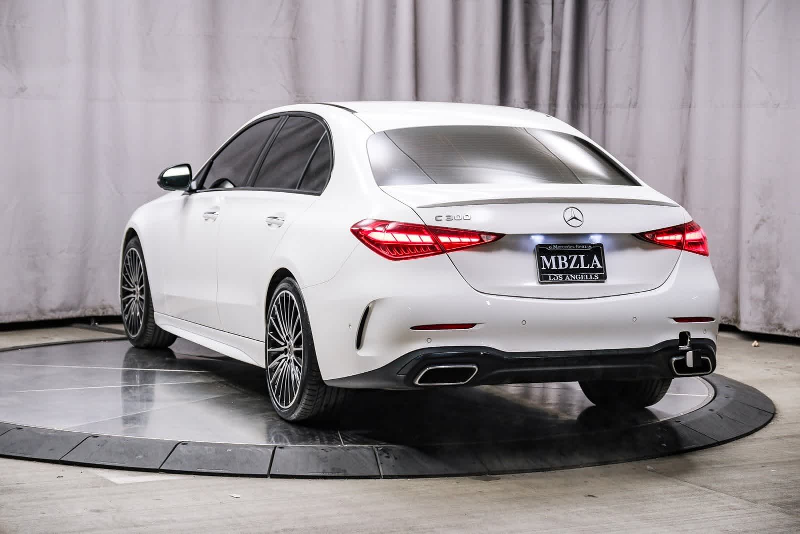 Thumbnail: 2023 Mercedes-Benz C-Class - 2