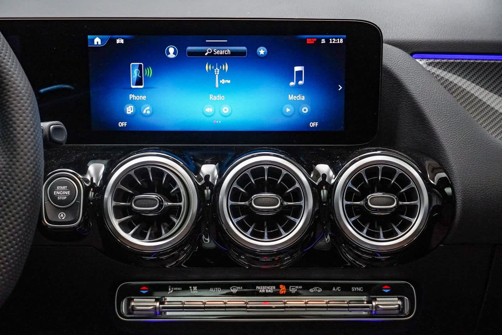 Thumbnail: 2025 Mercedes-Benz GLA - 15