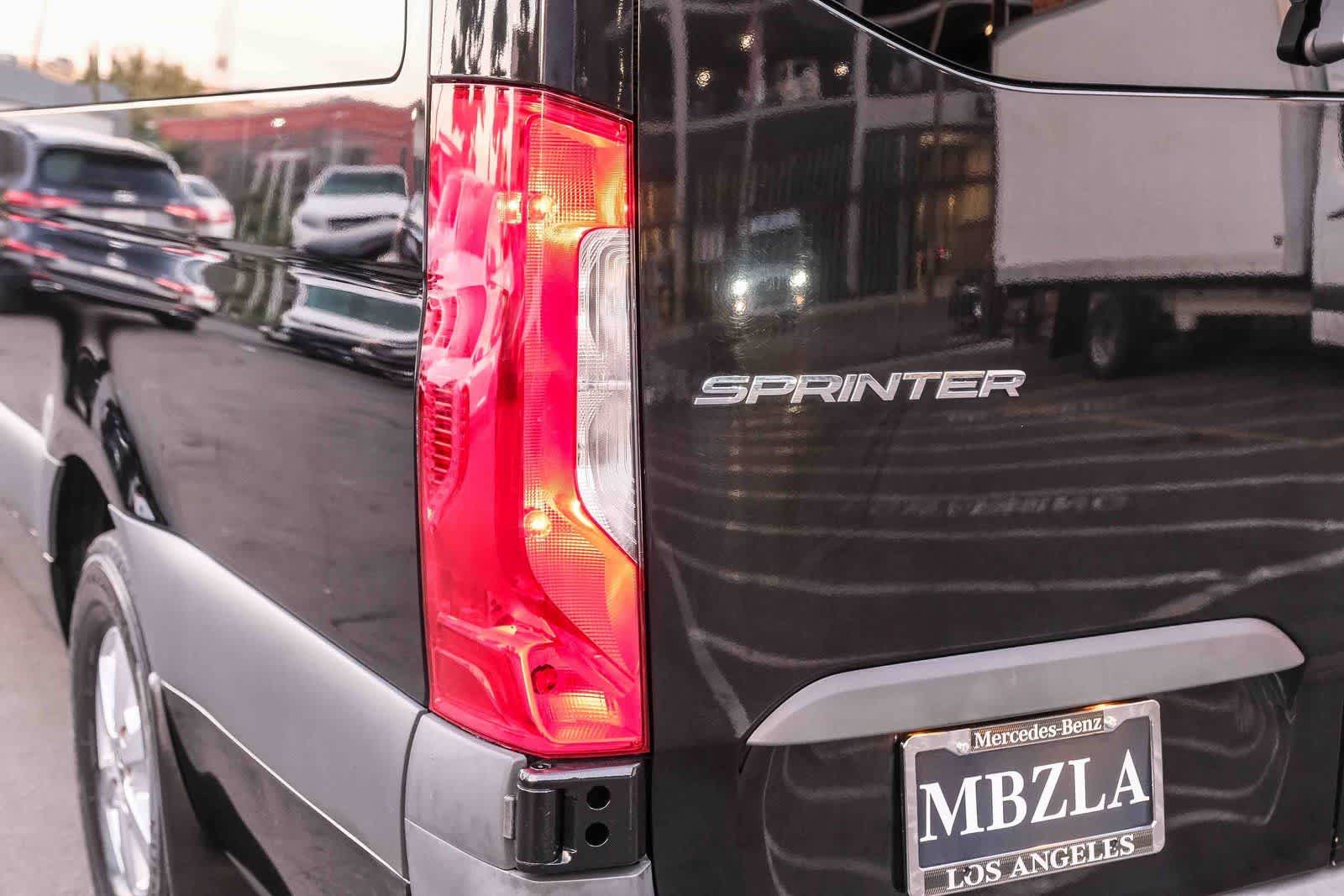 Thumbnail: 2023 Mercedes-Benz Sprinter - 6