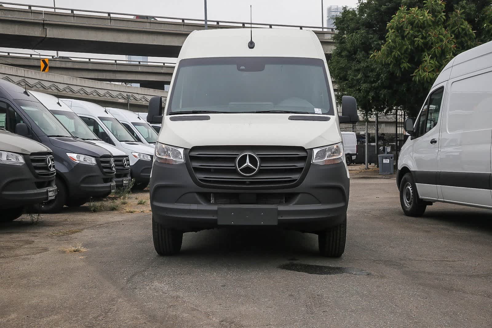 2024 Mercedes-Benz Sprinter 2500 2