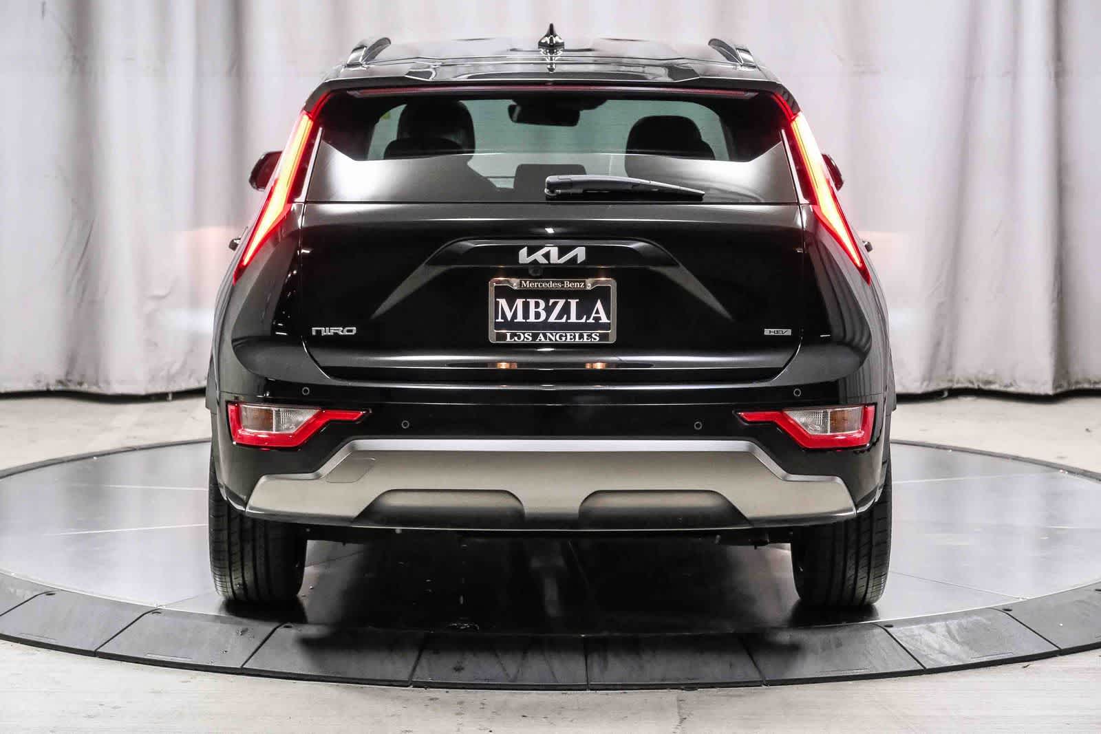 Thumbnail: 2023 Kia Niro - 2