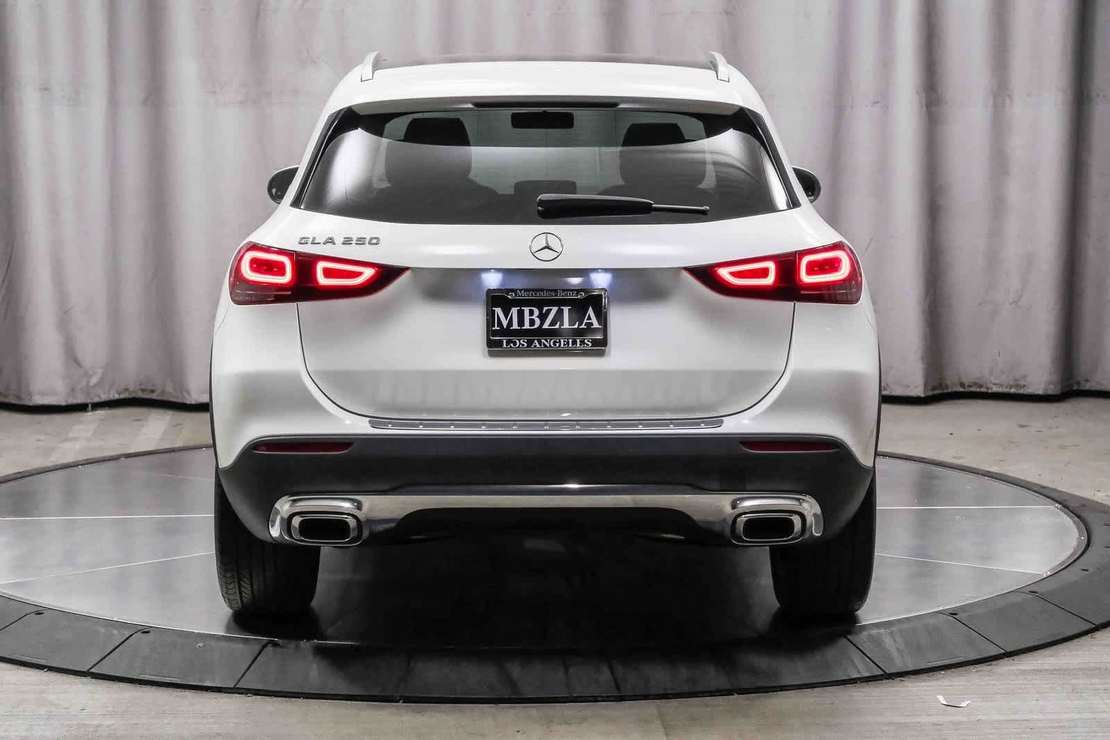 Thumbnail: 2023 Mercedes-Benz GLA - 3