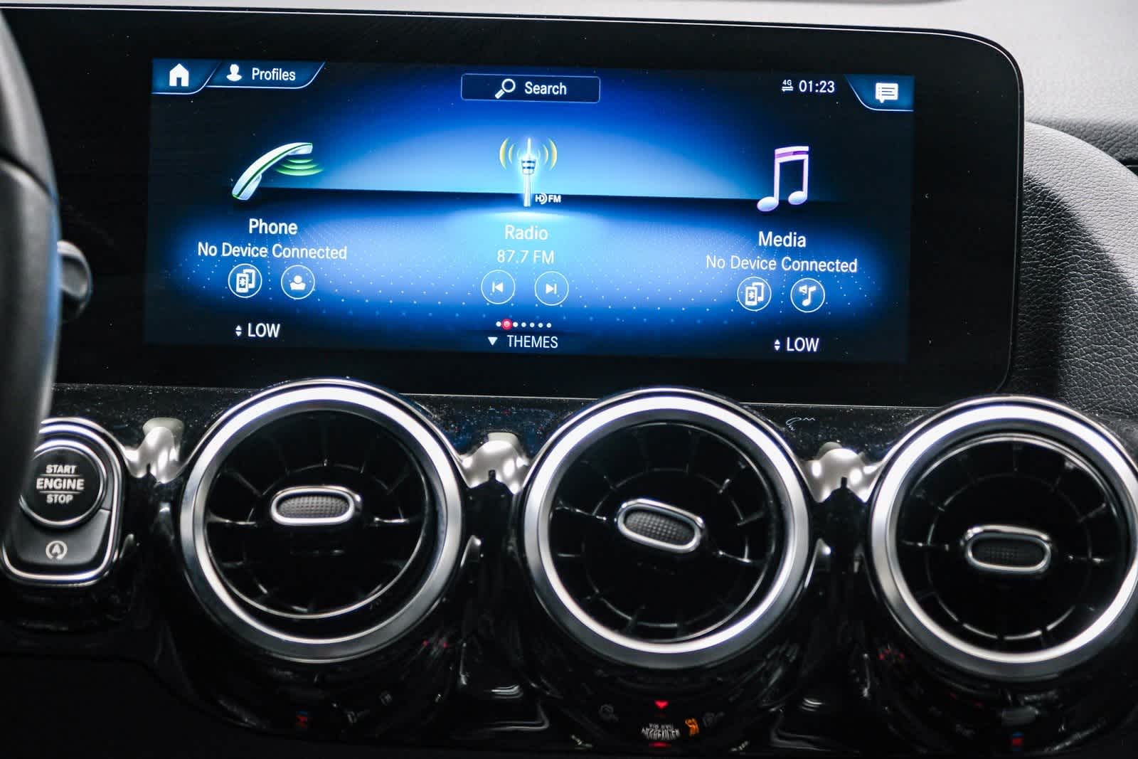 Thumbnail: 2022 Mercedes-Benz GLA - 15