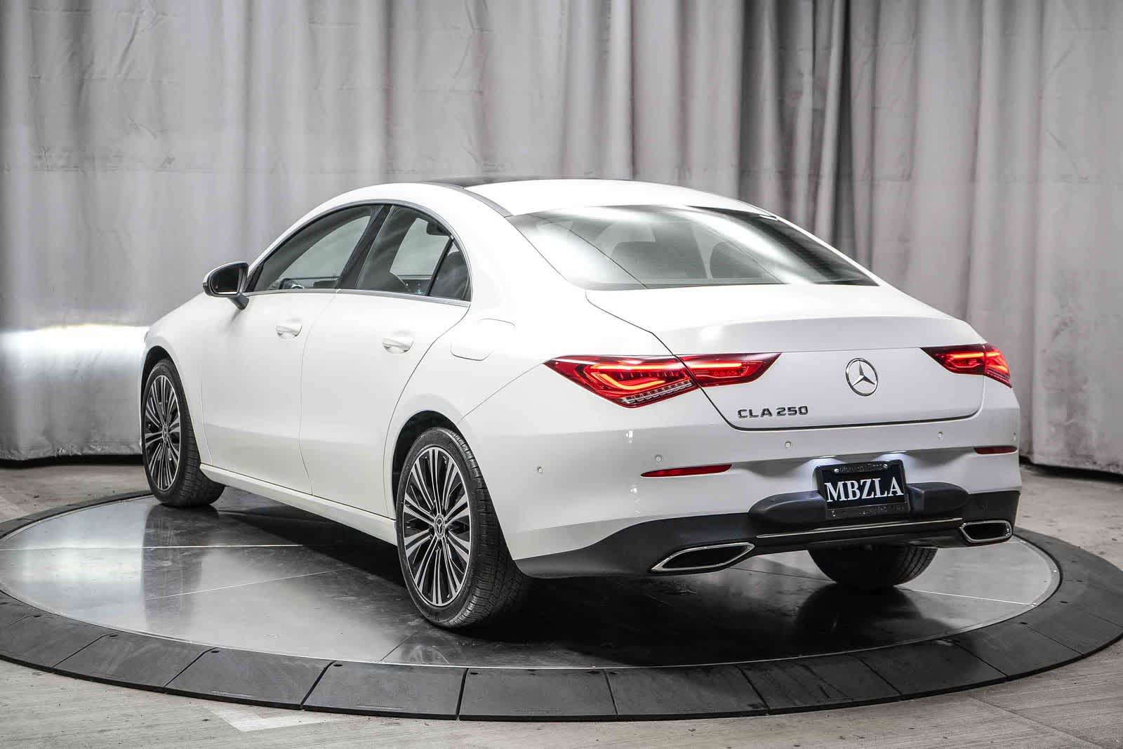 Thumbnail: 2022 Mercedes-Benz CLA - 8