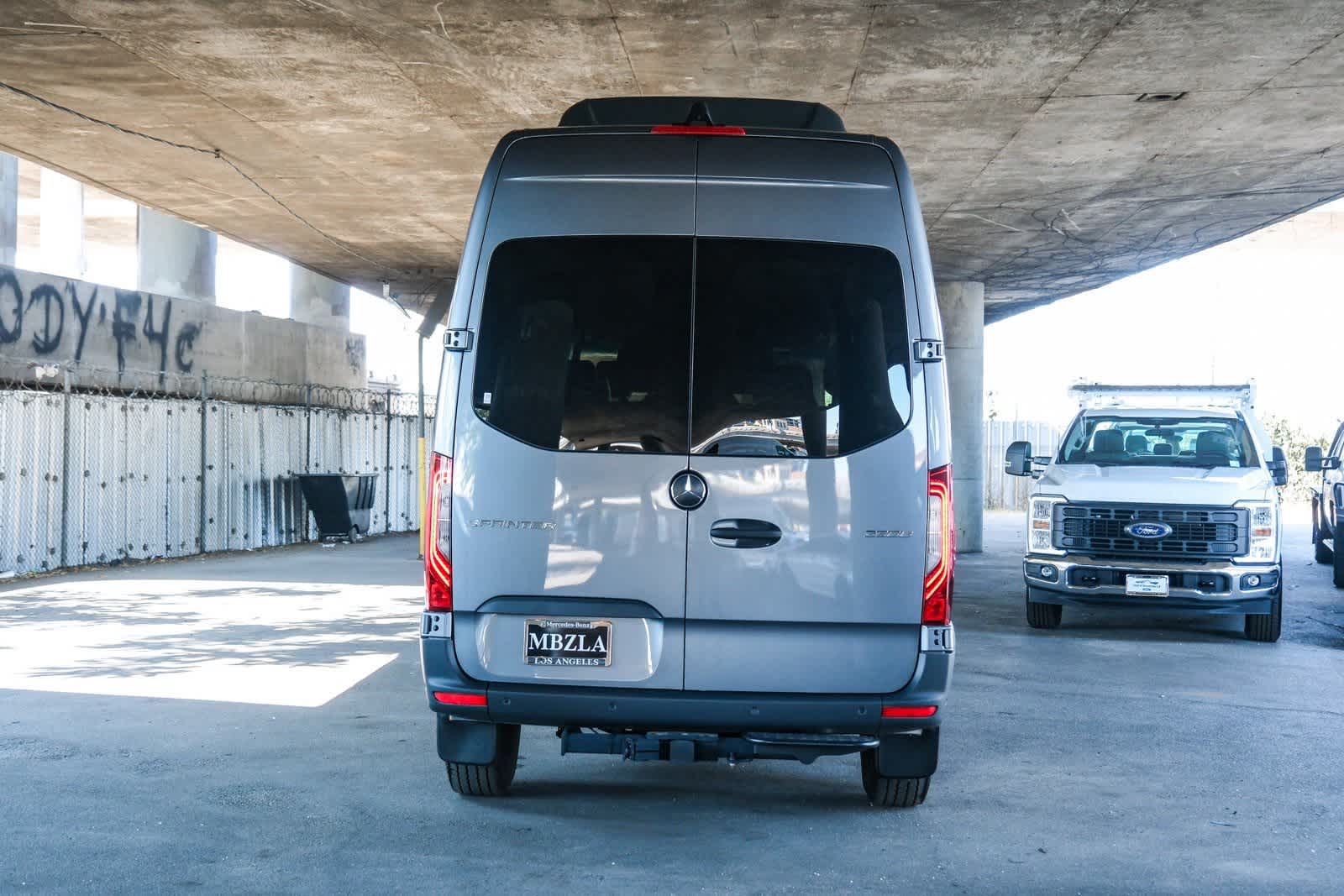 Thumbnail: 2024 Mercedes-Benz Sprinter - 5