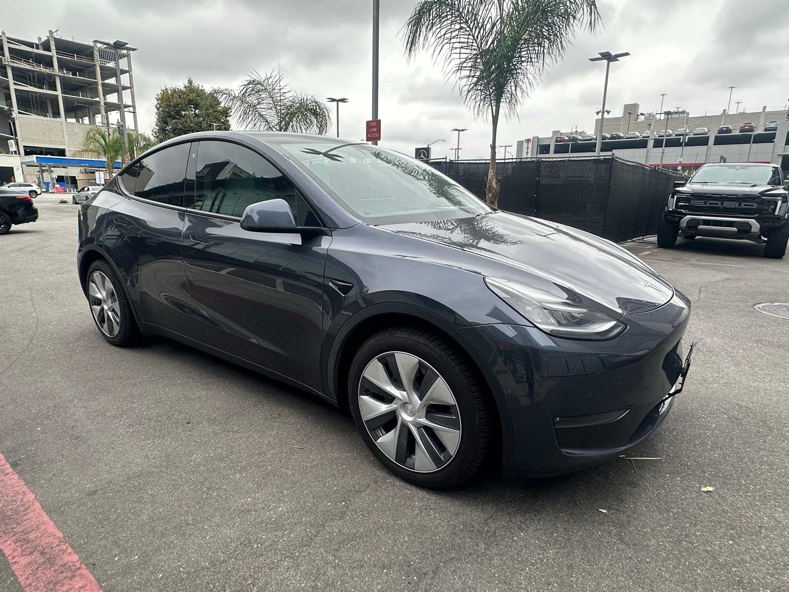 Thumbnail: 2020 Tesla Model Y - 5