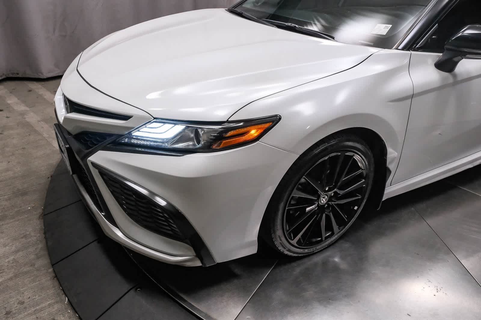 Thumbnail: 2023 Toyota Camry - 12