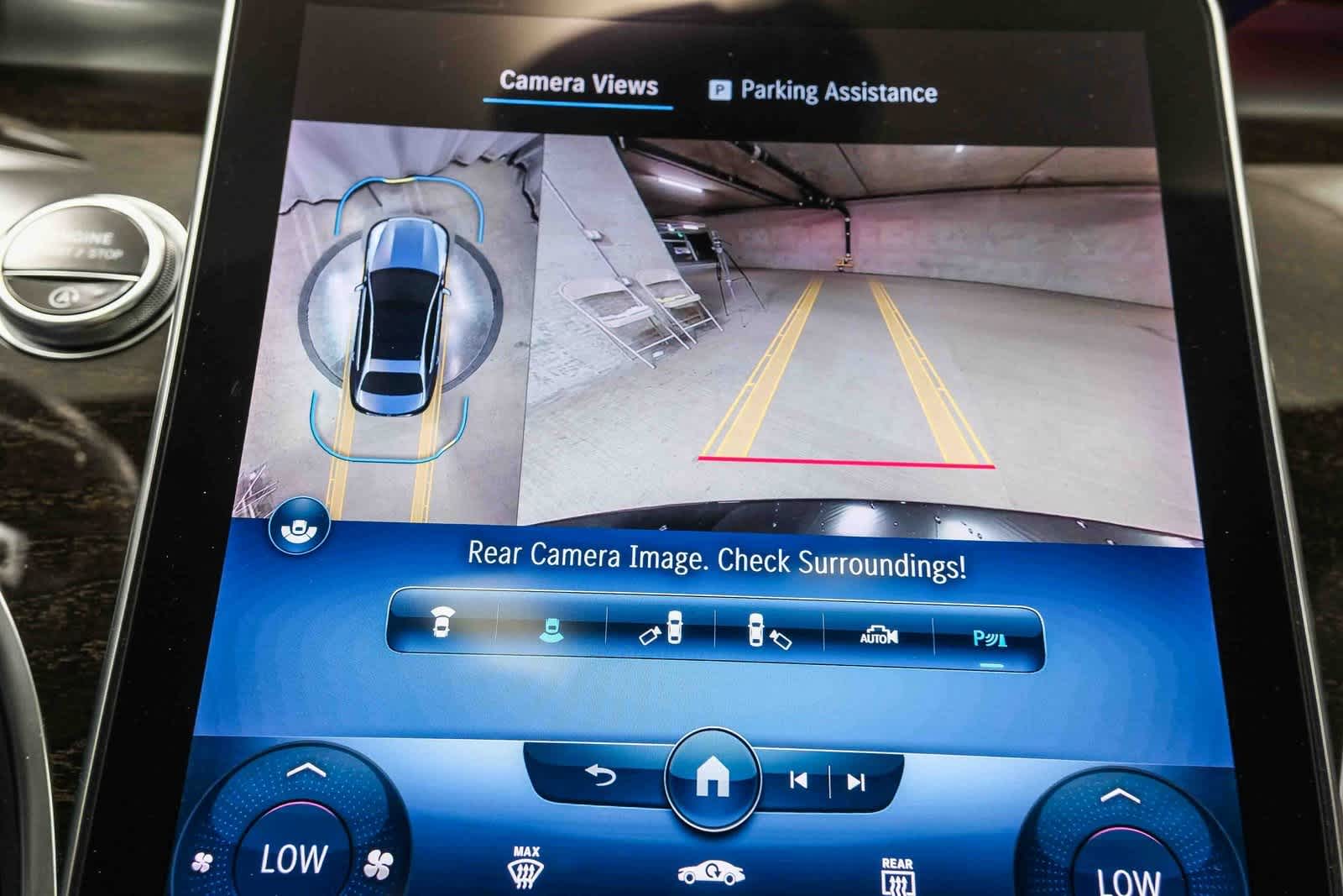 Thumbnail: 2022 Mercedes-Benz C-Class - 18