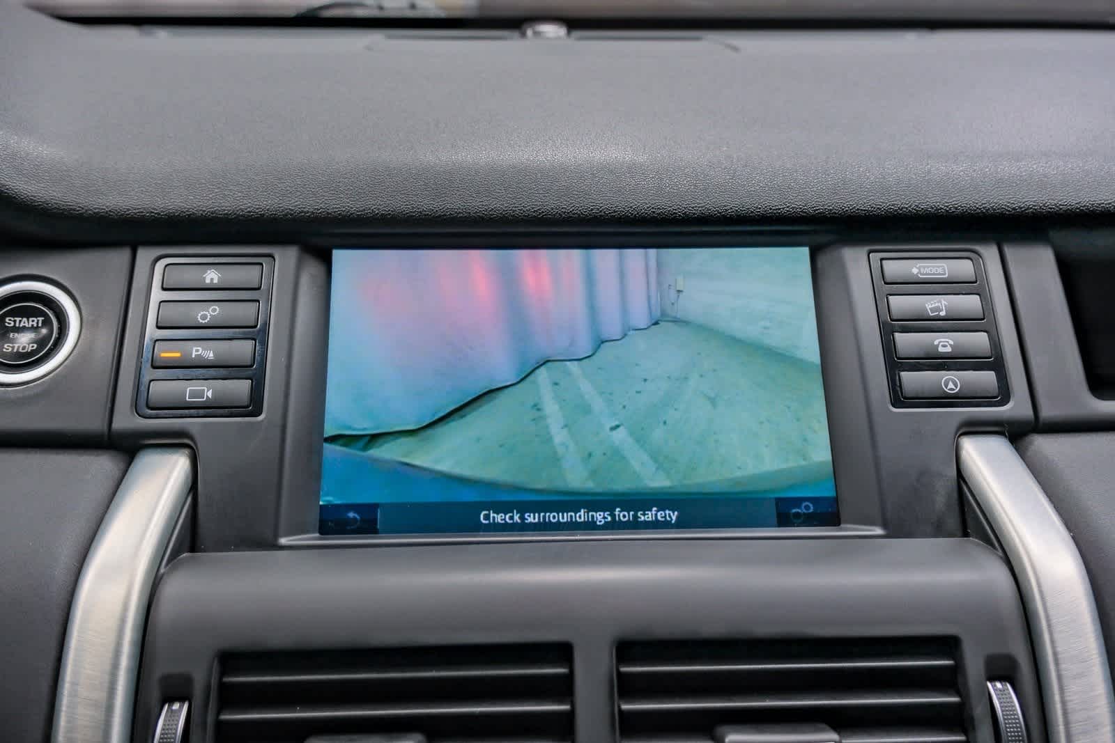 Thumbnail: 2019 Land Rover Discovery Sport - 26