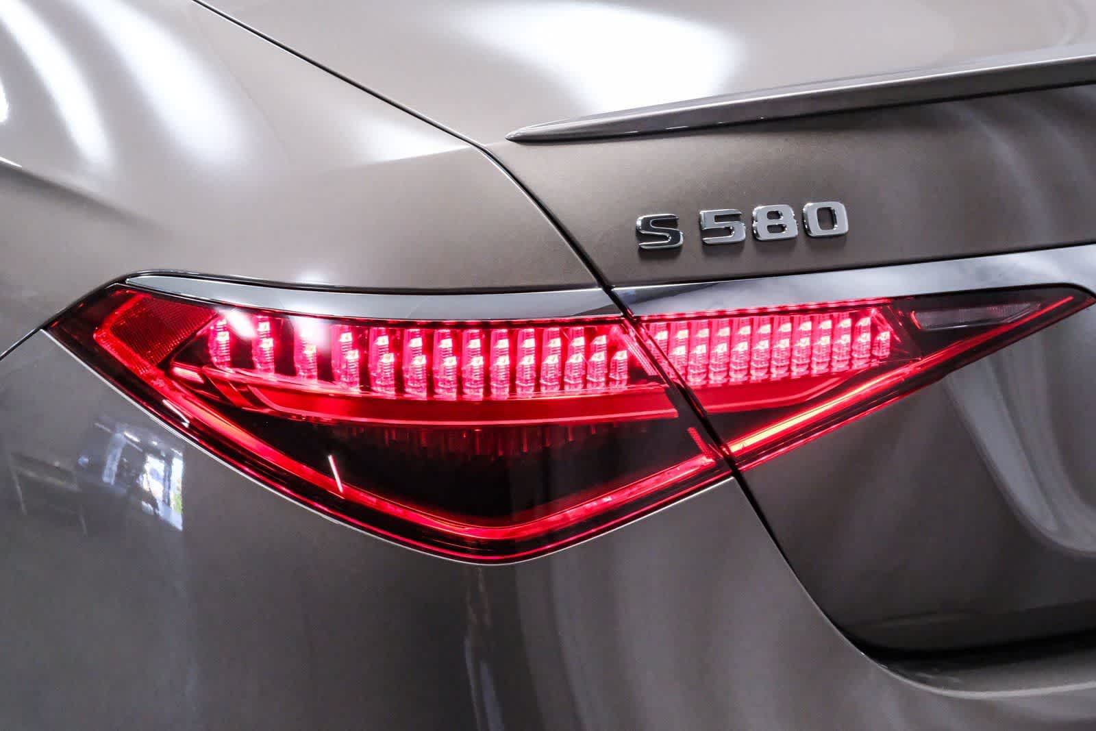 Thumbnail: 2026 Mercedes-Benz S-Class - 7