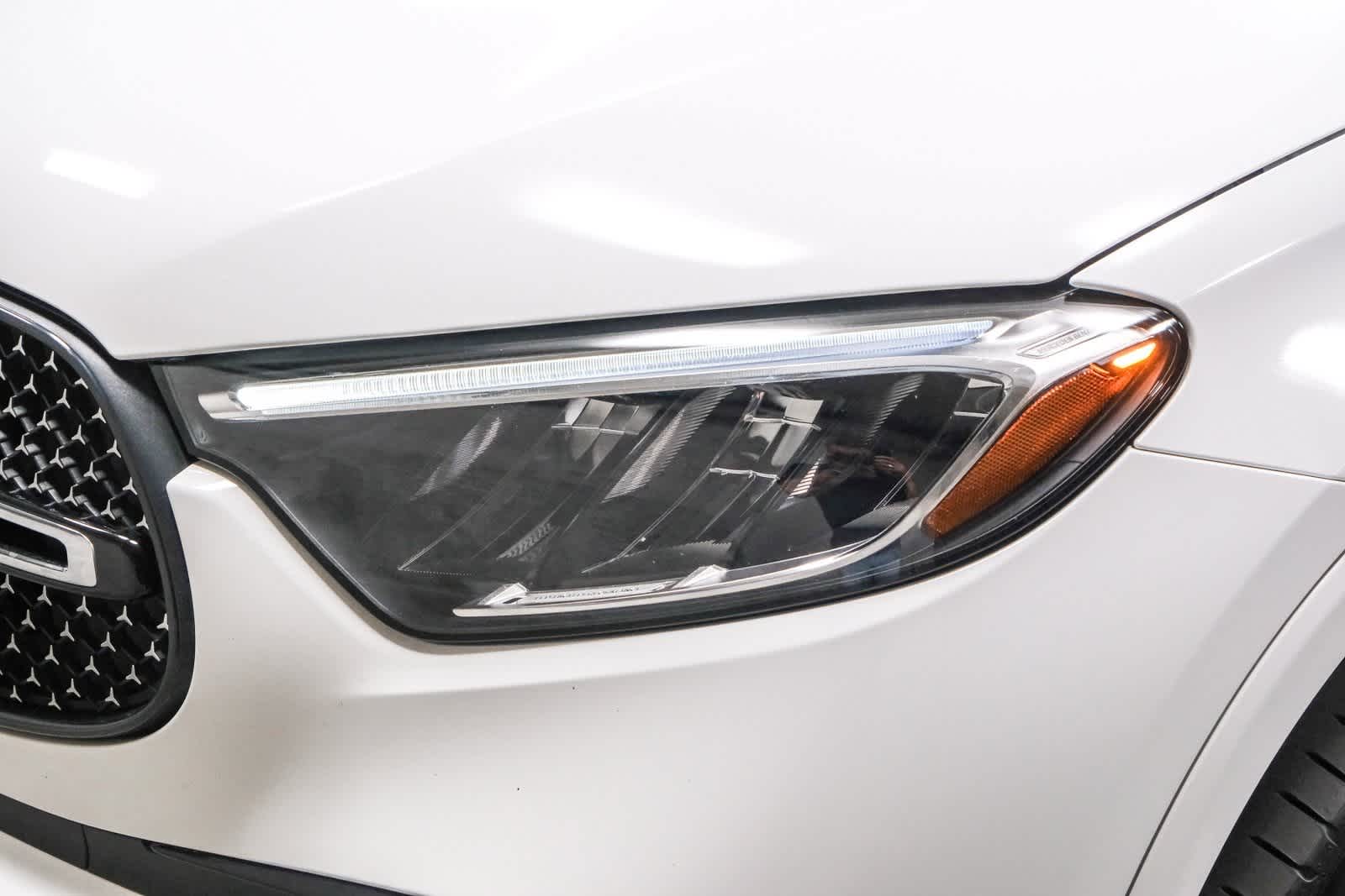 Thumbnail: 2023 Mercedes-Benz GLC - 8