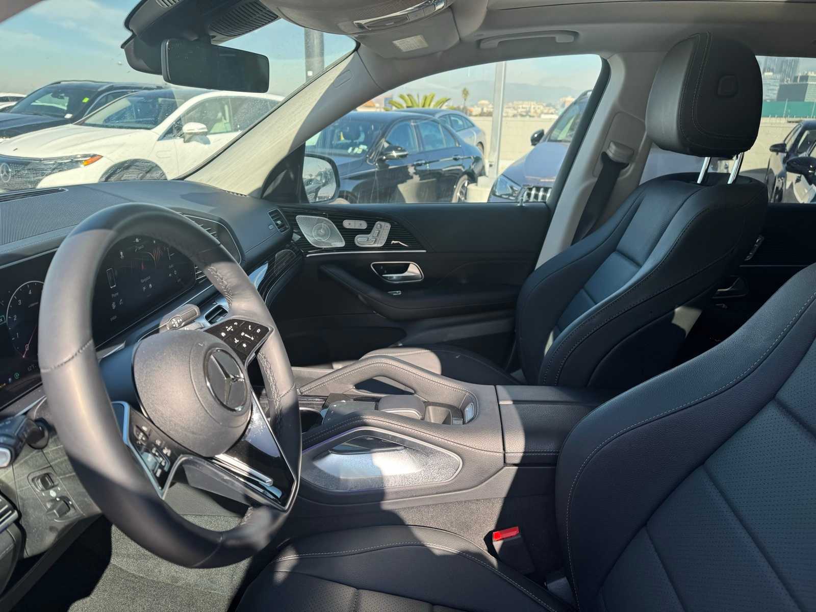 Thumbnail: 2025 Mercedes-Benz GLE - 5