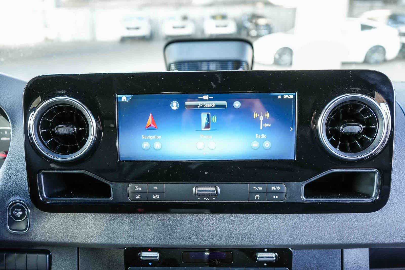 Thumbnail: 2026 Mercedes-Benz Sprinter - 14