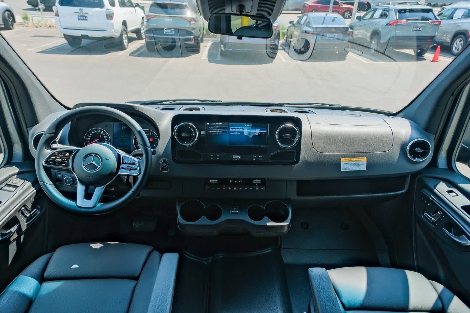 Thumbnail: 2024 Mercedes-Benz Sprinter - 10