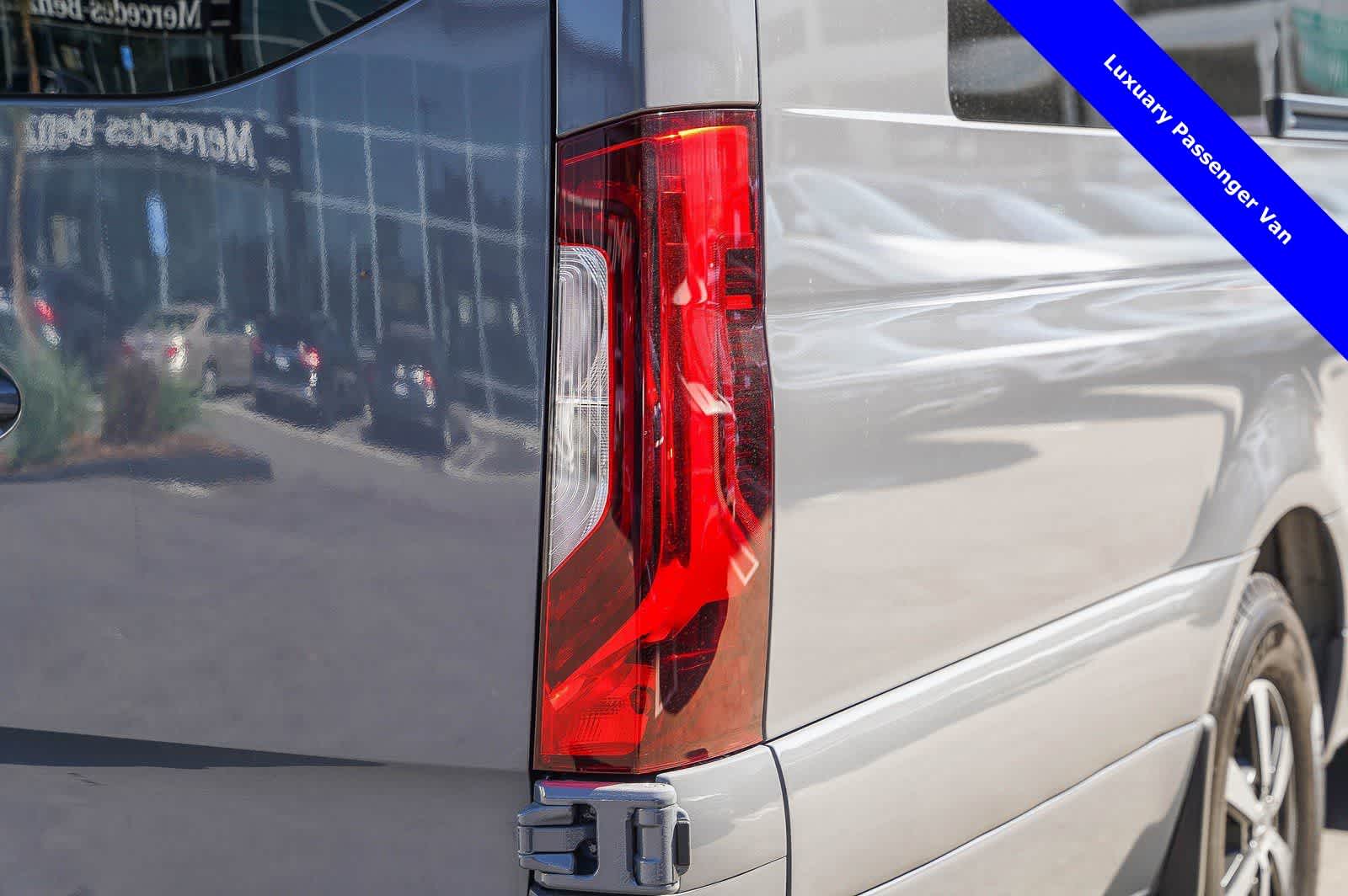 Thumbnail: 2024 Mercedes-Benz Sprinter - 18