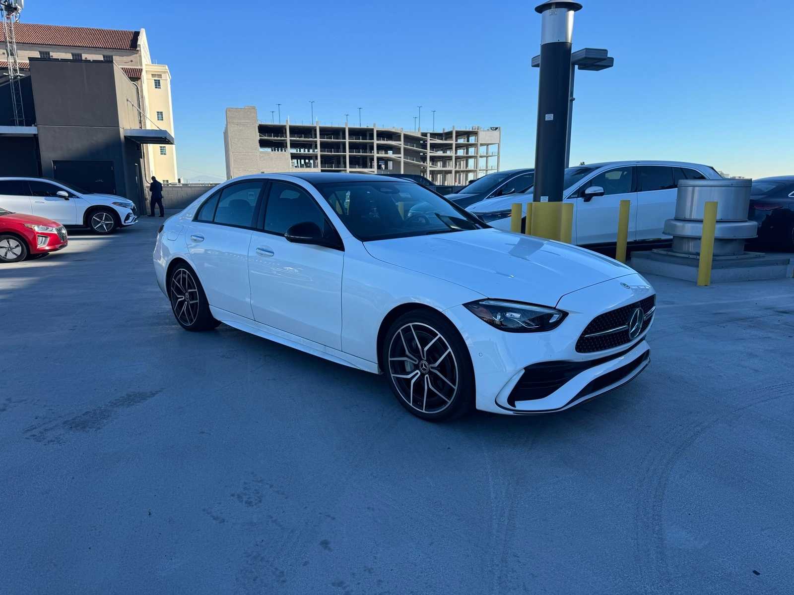 Thumbnail: 2023 Mercedes-Benz C-Class - 2