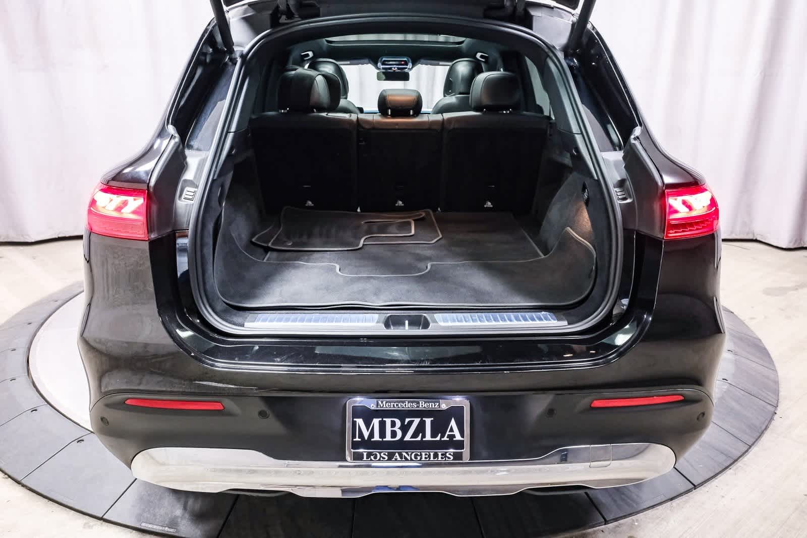 Thumbnail: 2023 Mercedes-Benz EQS - 25