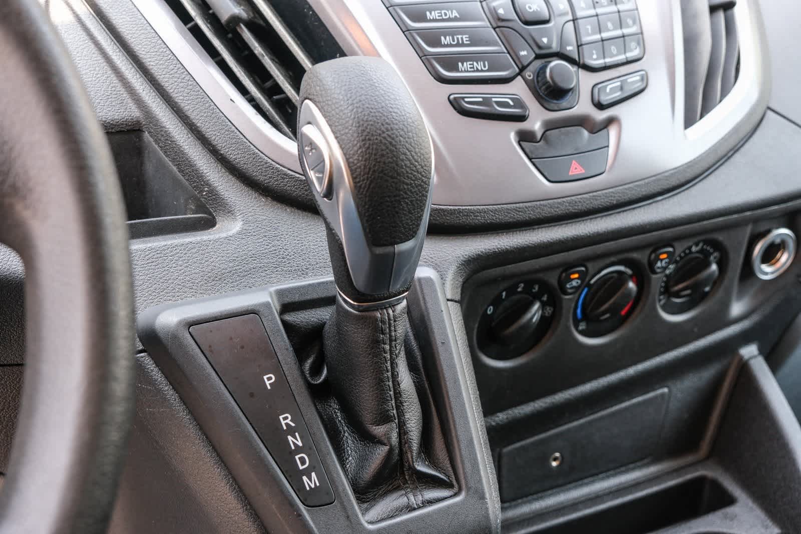 Thumbnail: 2019 Ford Transit Series - 17