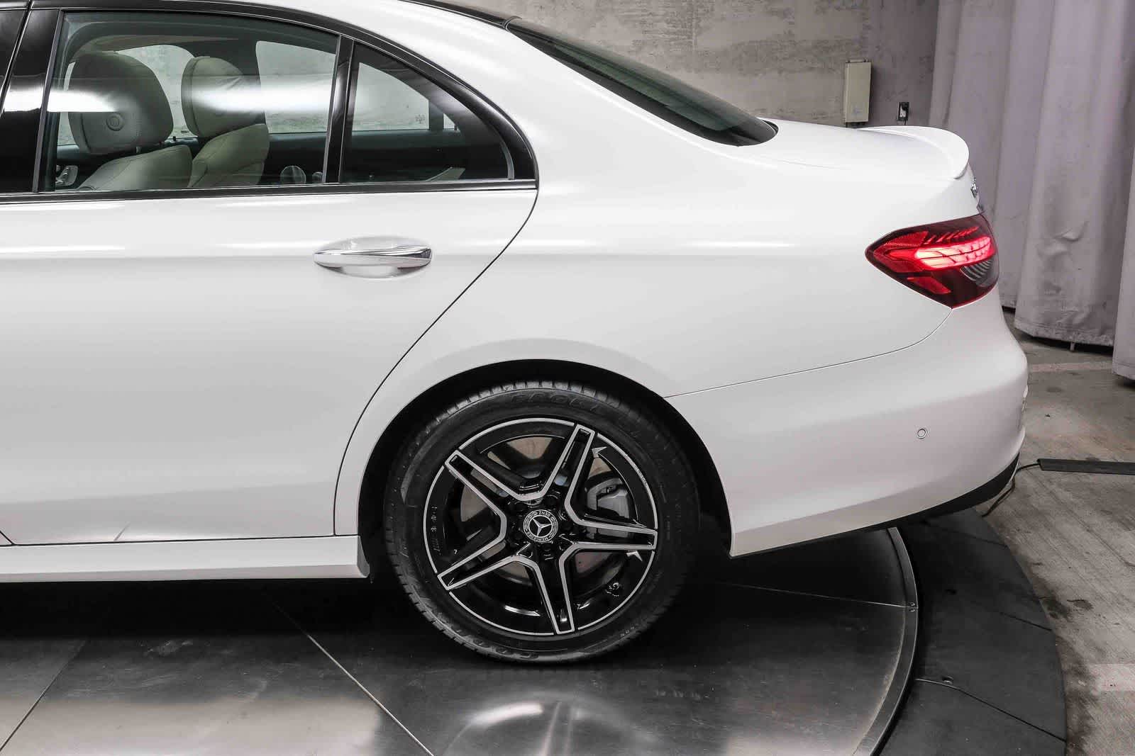 Thumbnail: 2023 Mercedes-Benz E-Class - 7