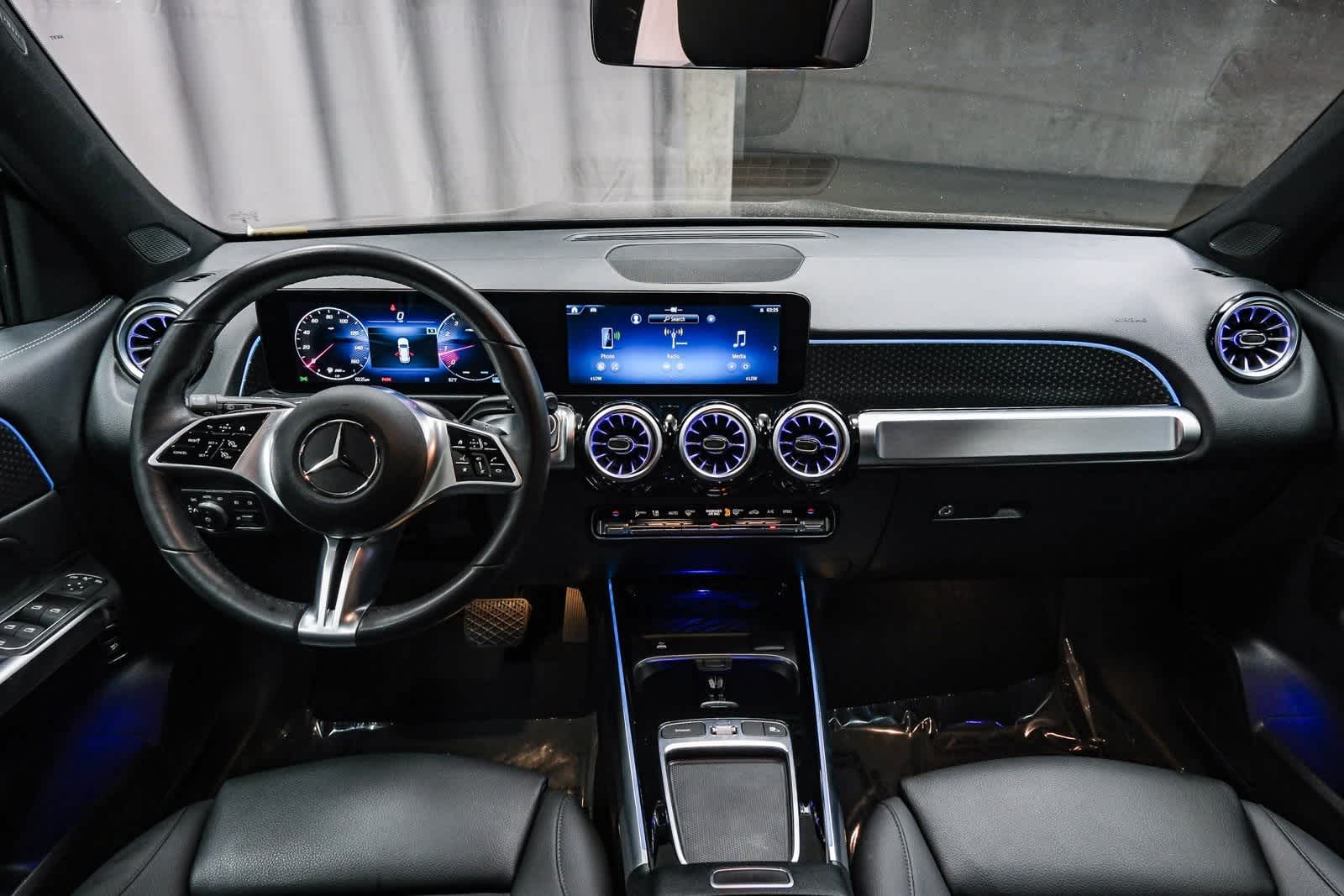 Thumbnail: 2025 Mercedes-Benz GLB - 14