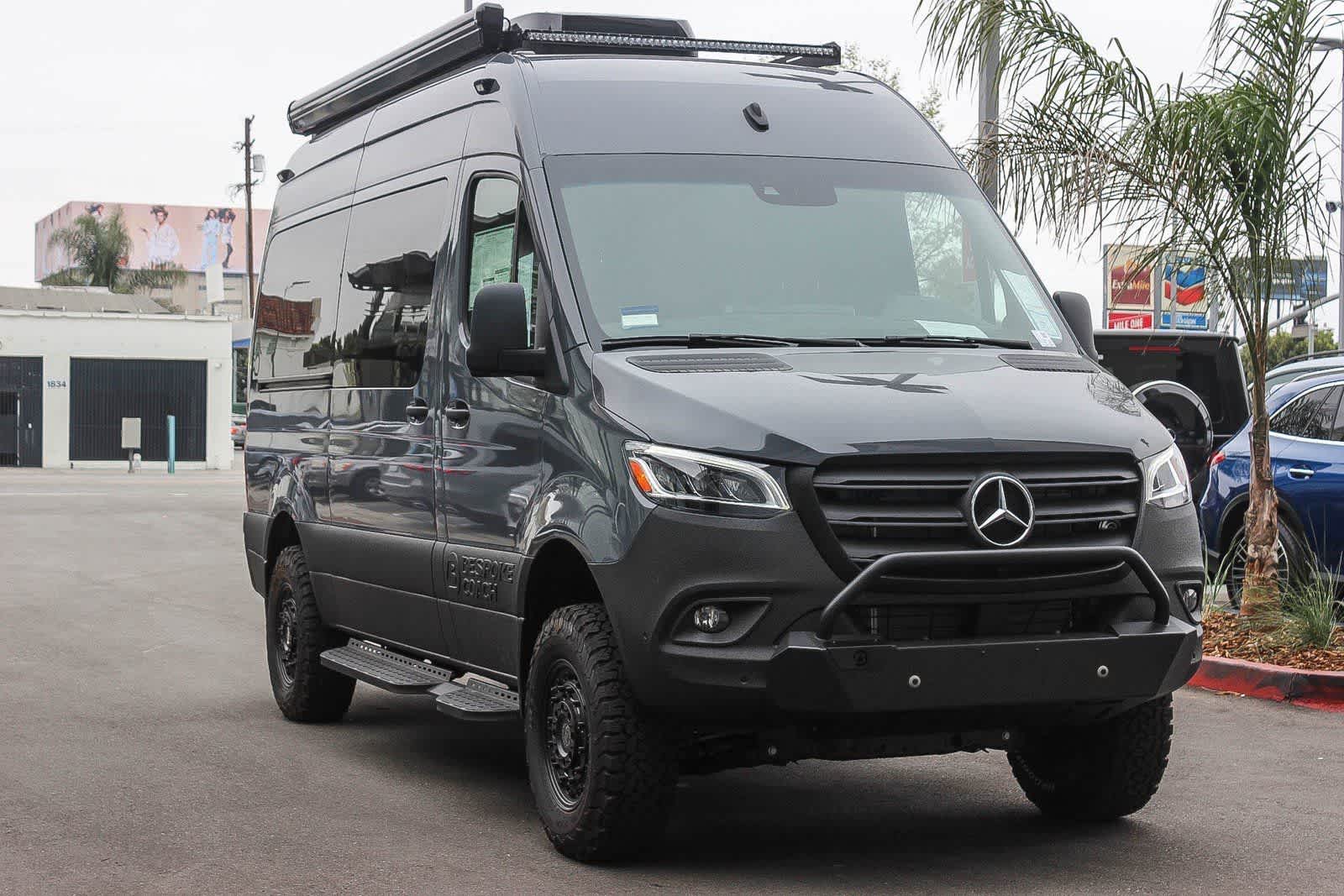 Thumbnail: 2023 Mercedes-Benz Sprinter - 3