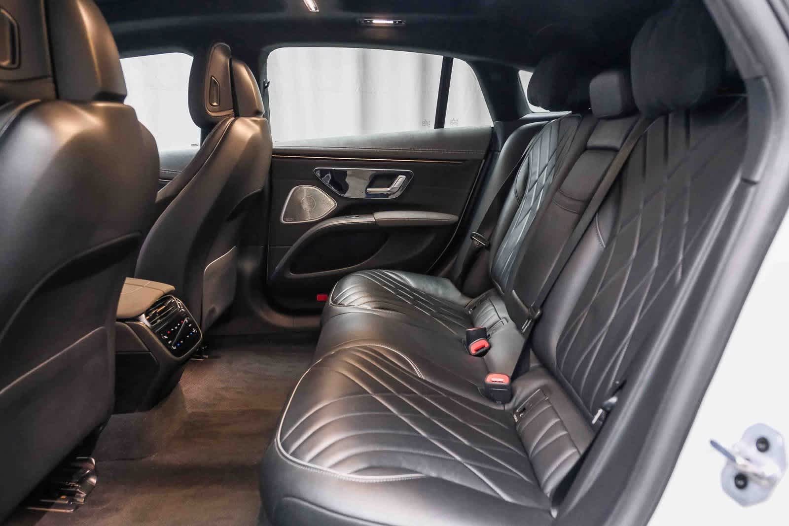 Thumbnail: 2022 Mercedes-Benz EQS - 17