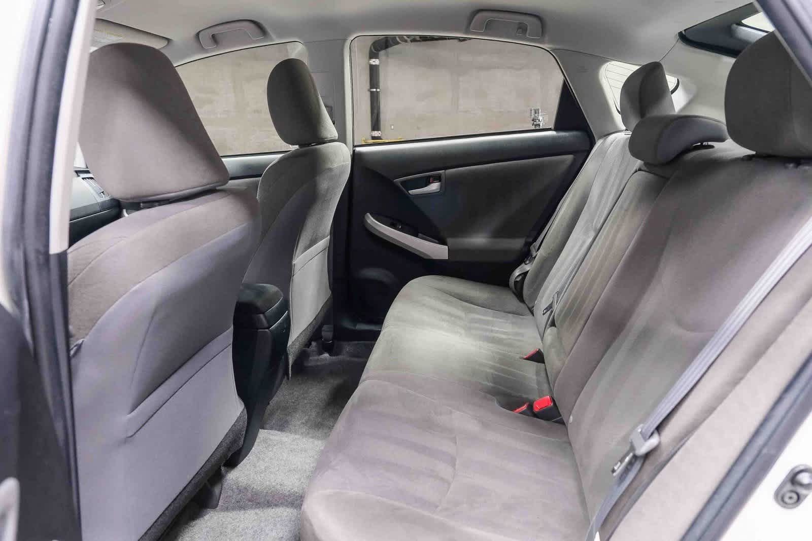 Thumbnail: 2015 Toyota Prius - 15