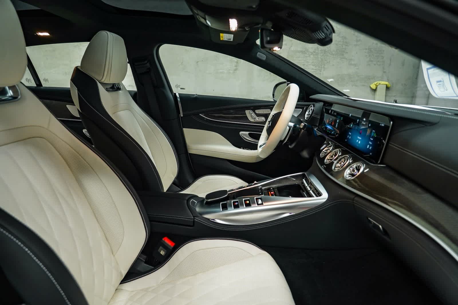 Thumbnail: 2026 Mercedes-Benz AMG GT - 17