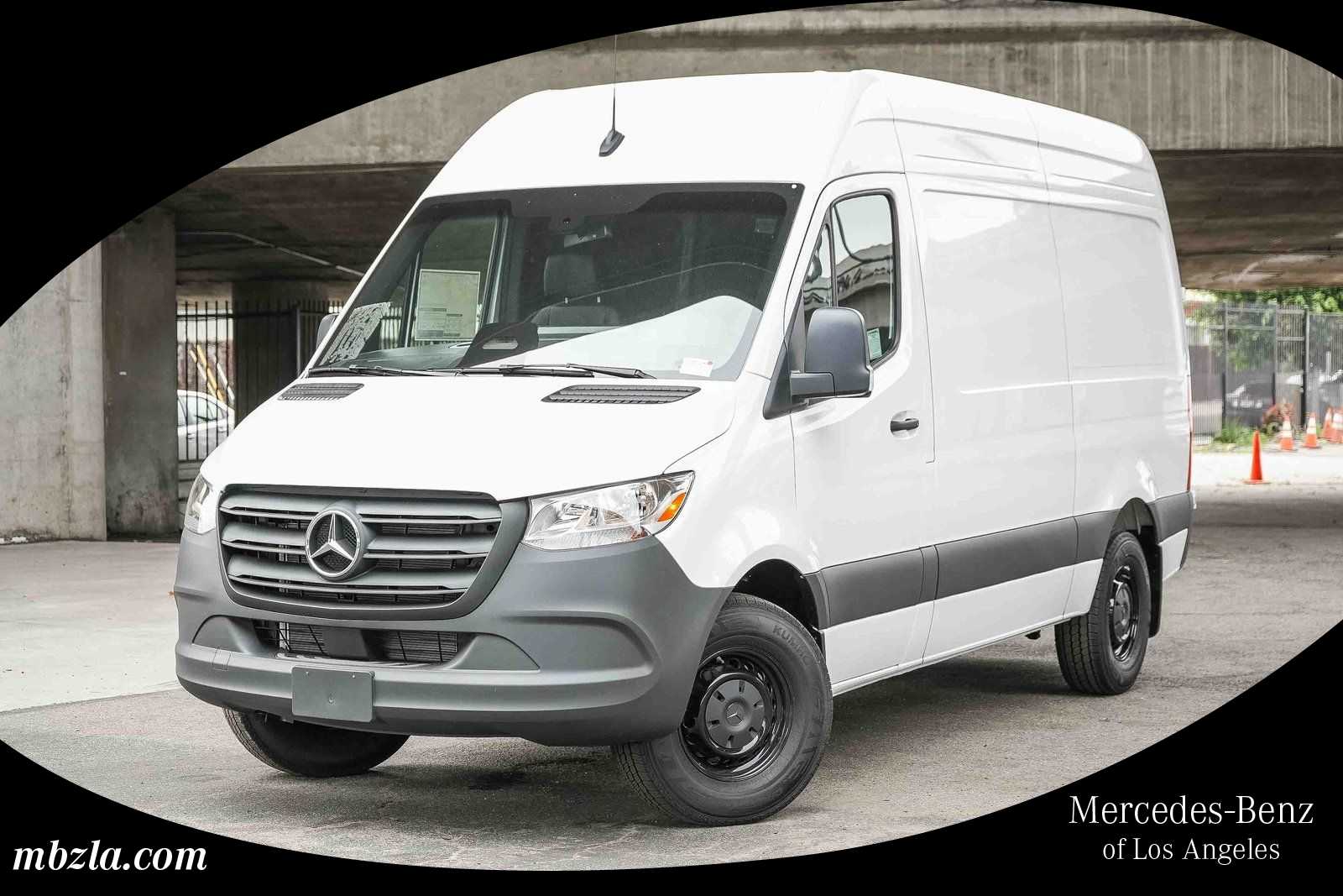 Thumbnail: 2026 Mercedes-Benz Sprinter - 1