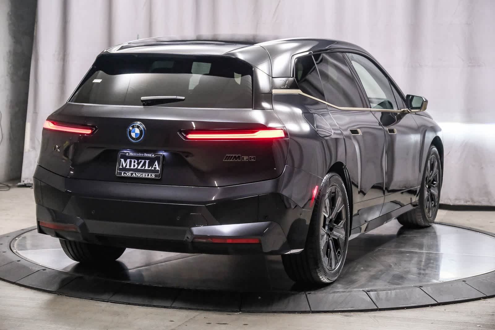Thumbnail: 2023 BMW iX - 4