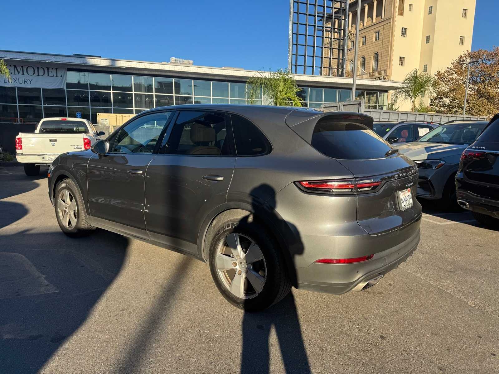 Thumbnail: 2020 Porsche Cayenne - 2