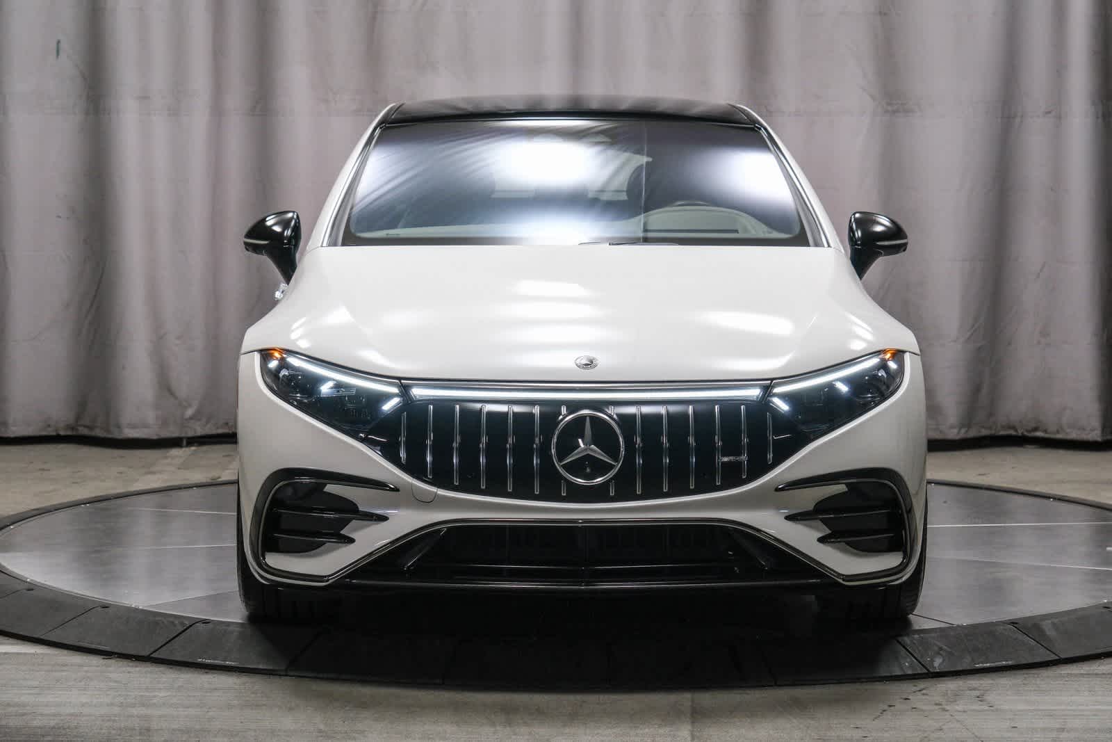 Thumbnail: 2022 Mercedes-Benz EQS - 5