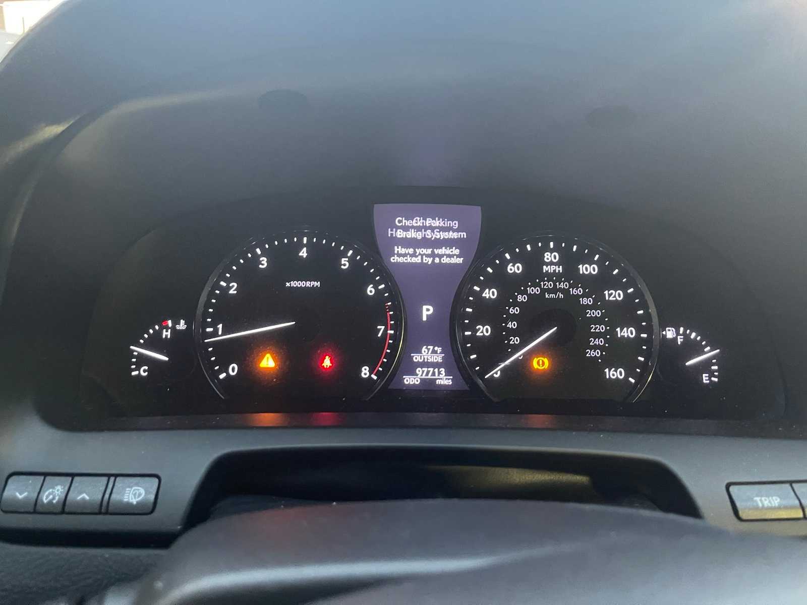 Thumbnail: 2014 Lexus LS - 7