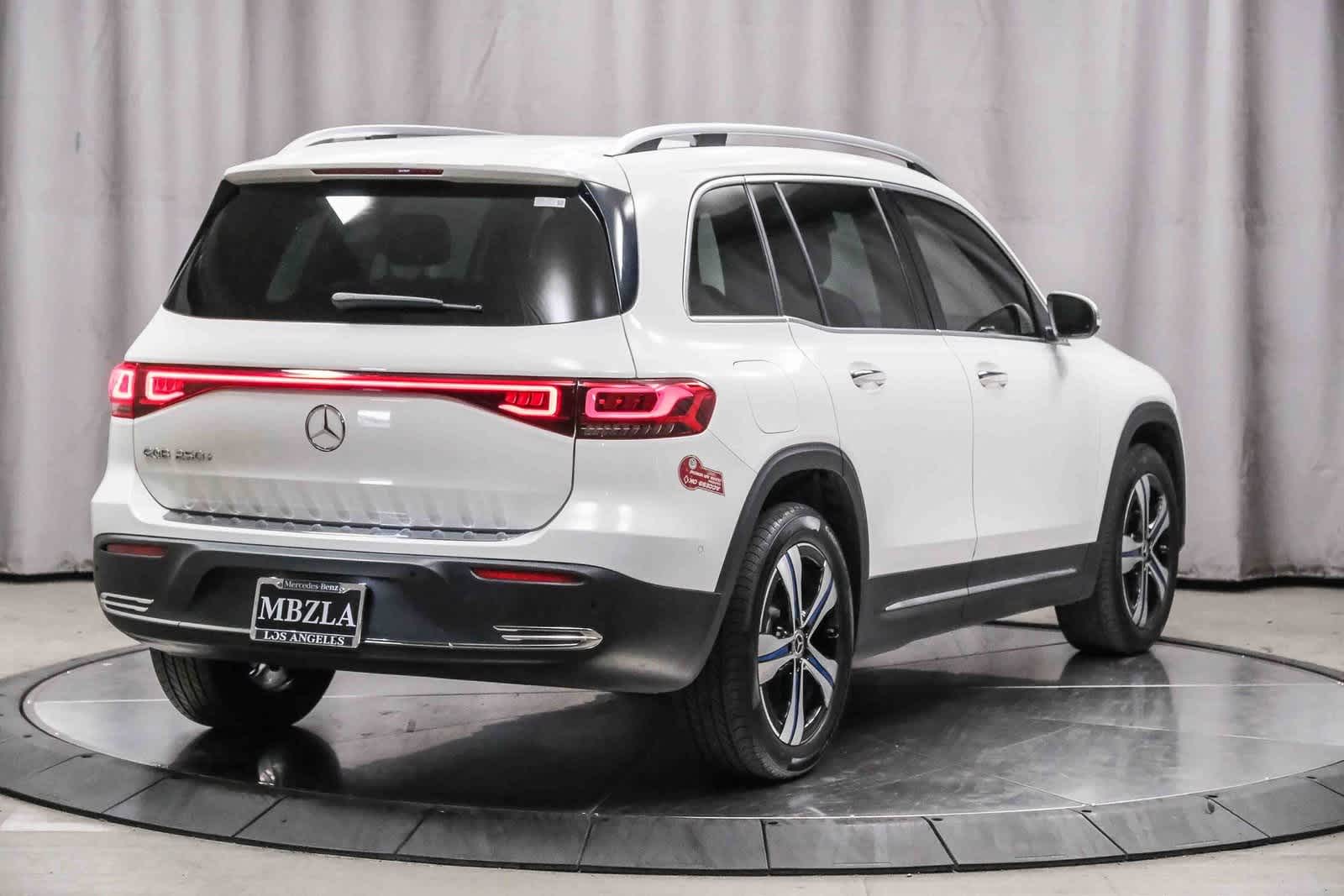 Thumbnail: 2023 Mercedes-Benz EQB - 4