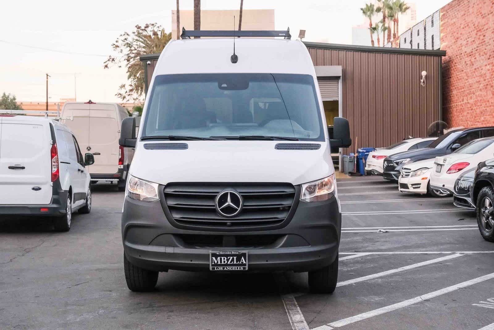 Thumbnail: 2022 Mercedes-Benz Sprinter - 2