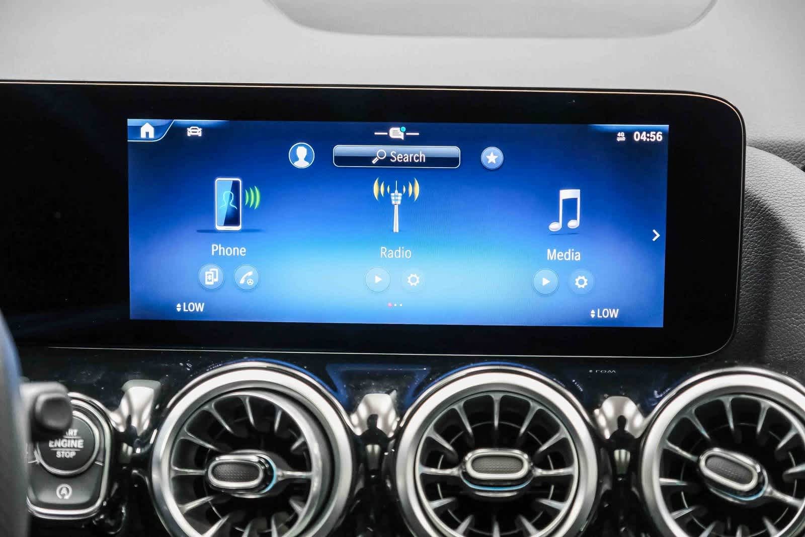 Thumbnail: 2025 Mercedes-Benz GLA - 16