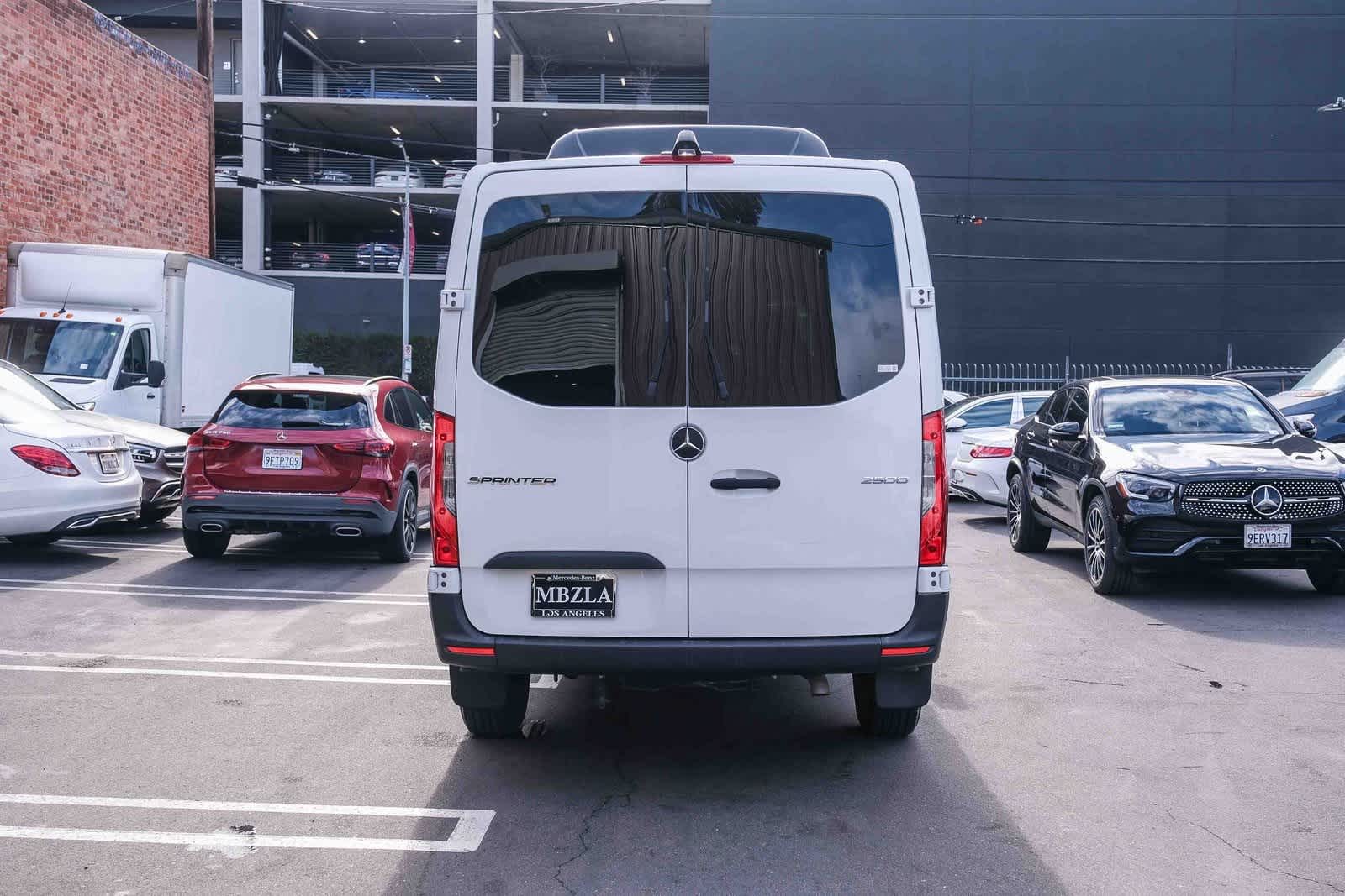 Thumbnail: 2023 Mercedes-Benz Sprinter - 5