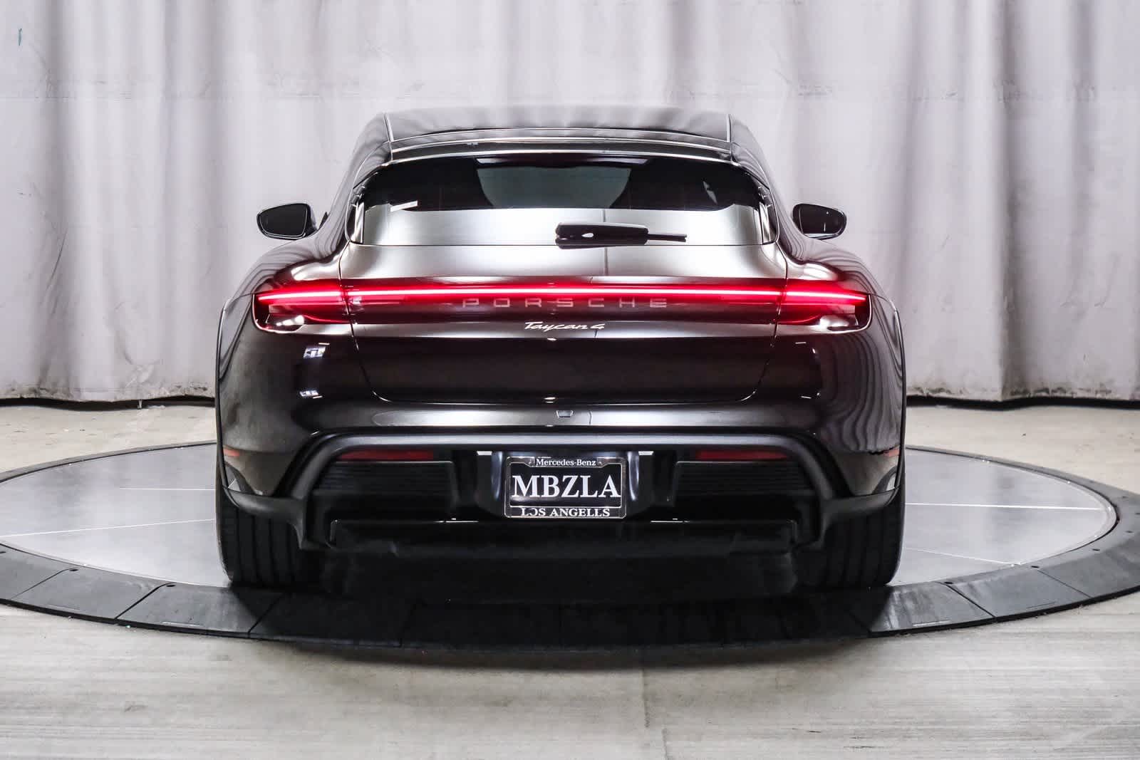 Thumbnail: 2023 Porsche Taycan - 3