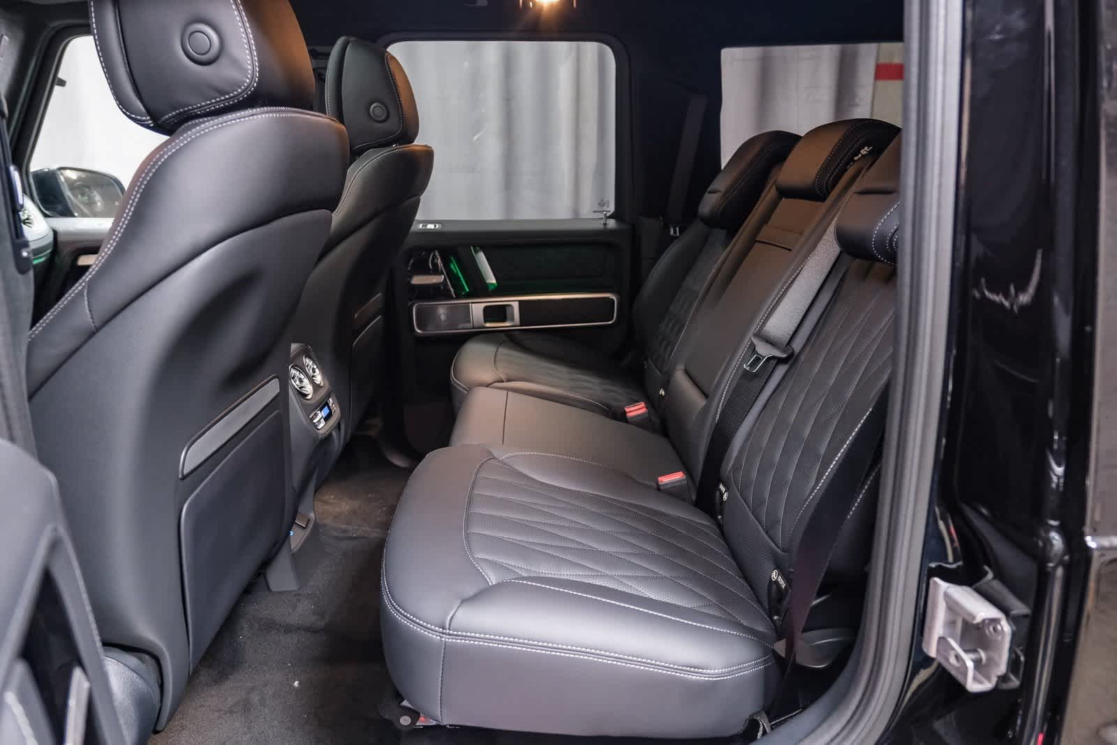 Thumbnail: 2026 Mercedes-Benz G-Class - 19